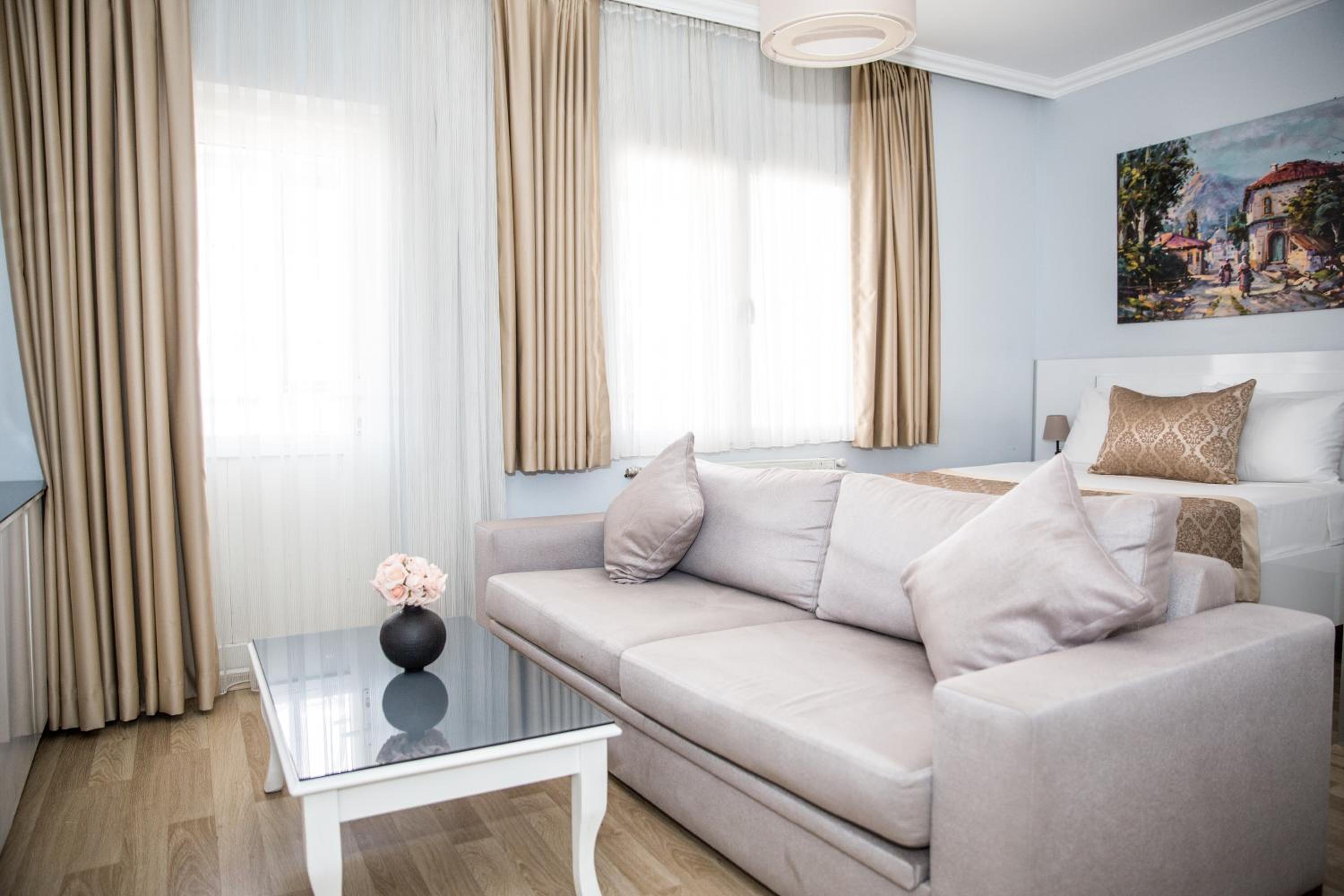 Lavanta Otel - Image 5