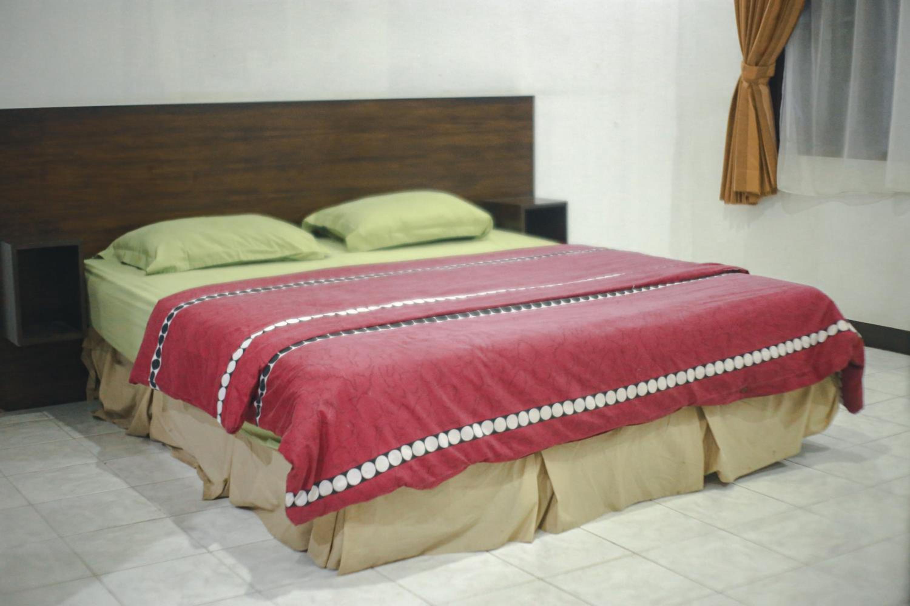 Aquarius Orange Hotel & Villa