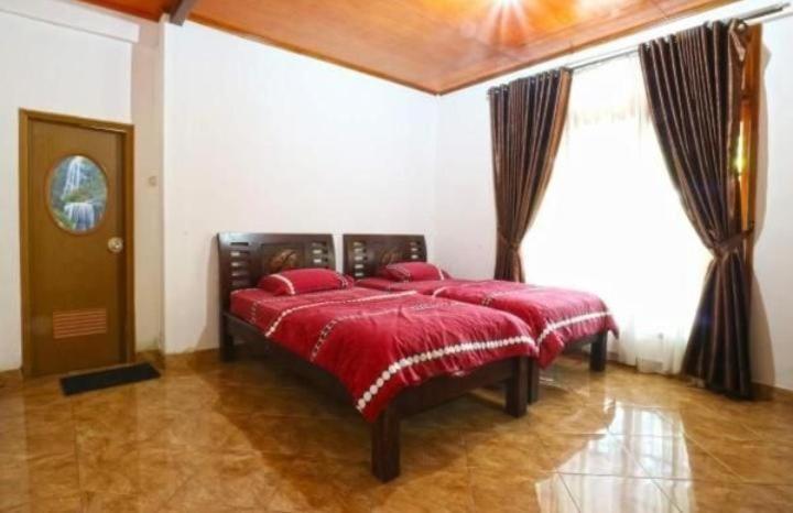 Aquarius Orange Hotel & Villa