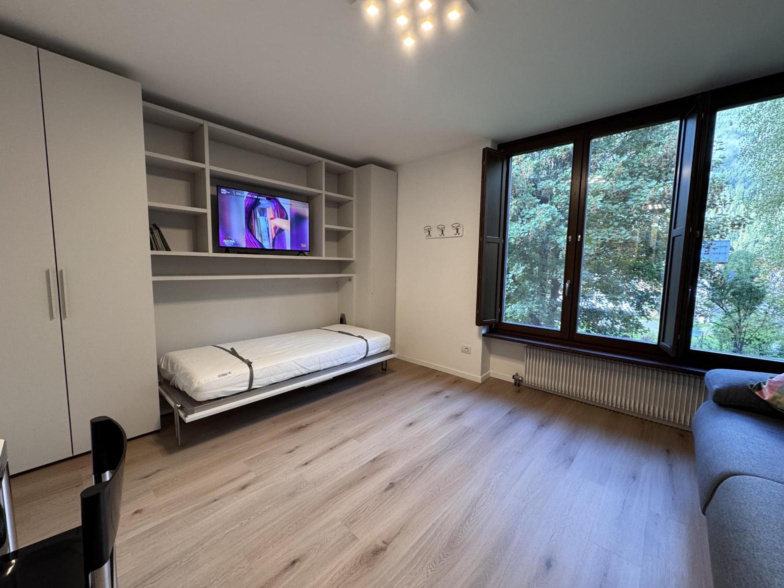 077 Moderno monolocale, Giustino