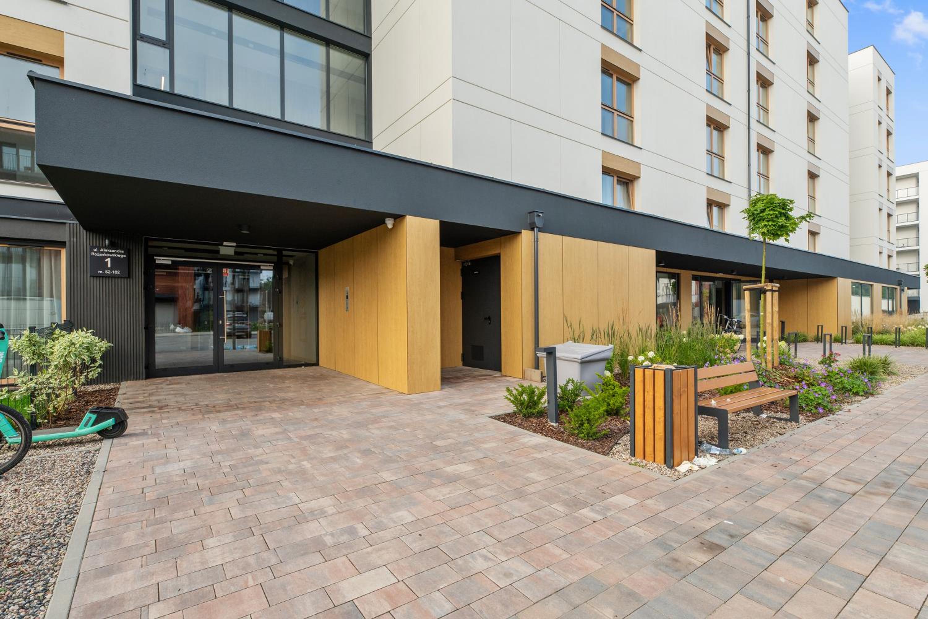Porto Letnica Apartments with Gym & Parking by Lion Apartments