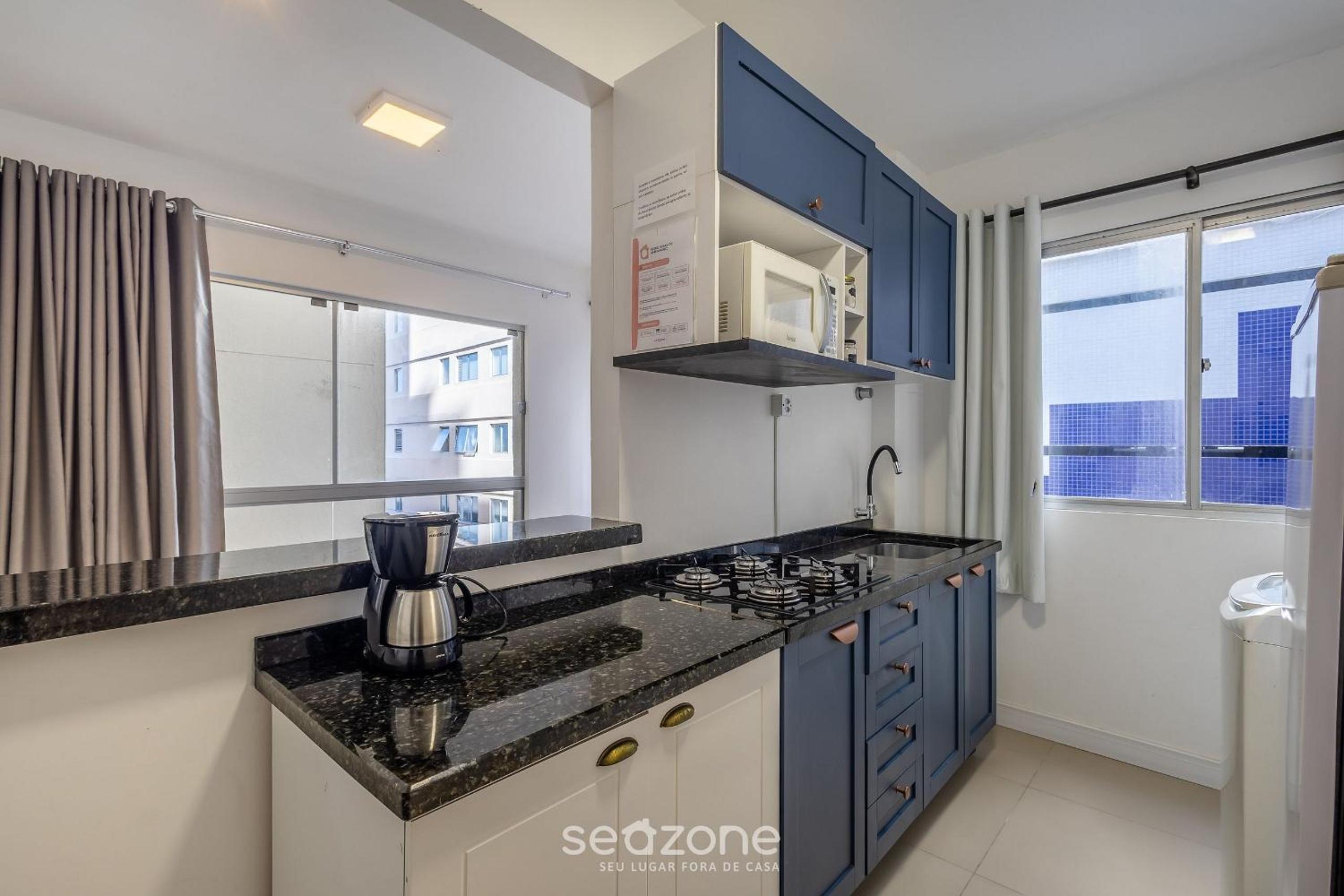 Apt 50m from the central beach GCO0302