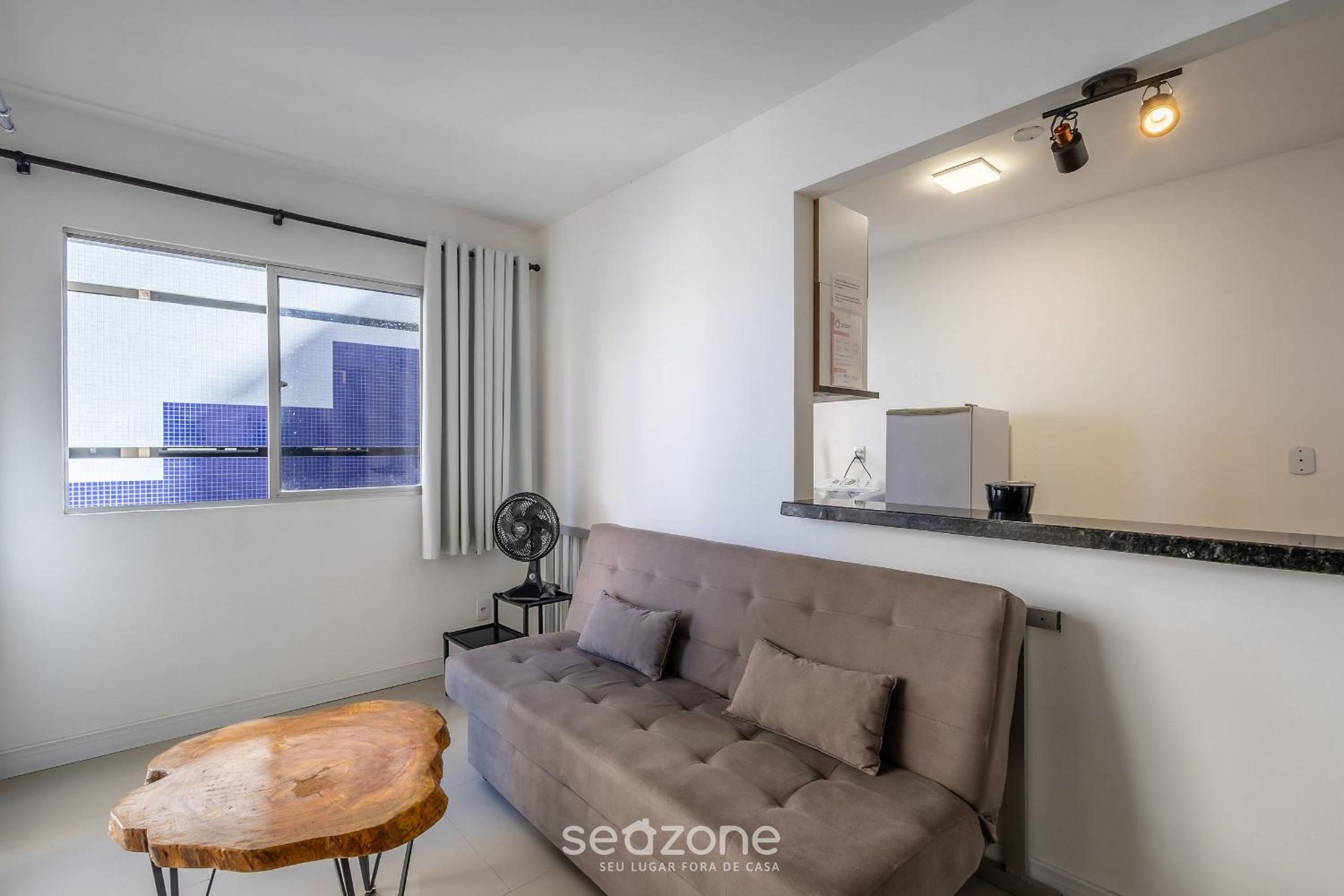 Apt 50m from the central beach GCO0302