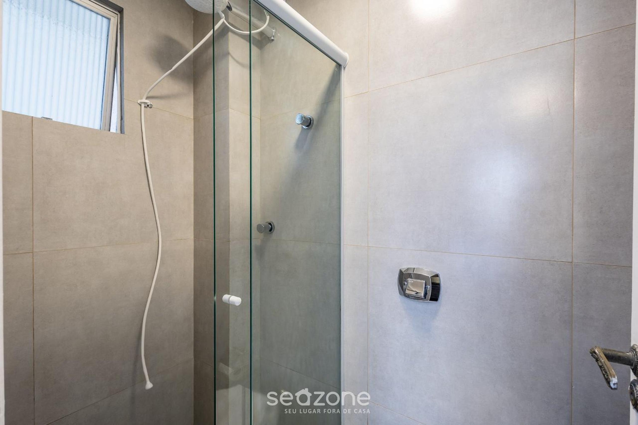Apt 50m from the central beach GCO0302