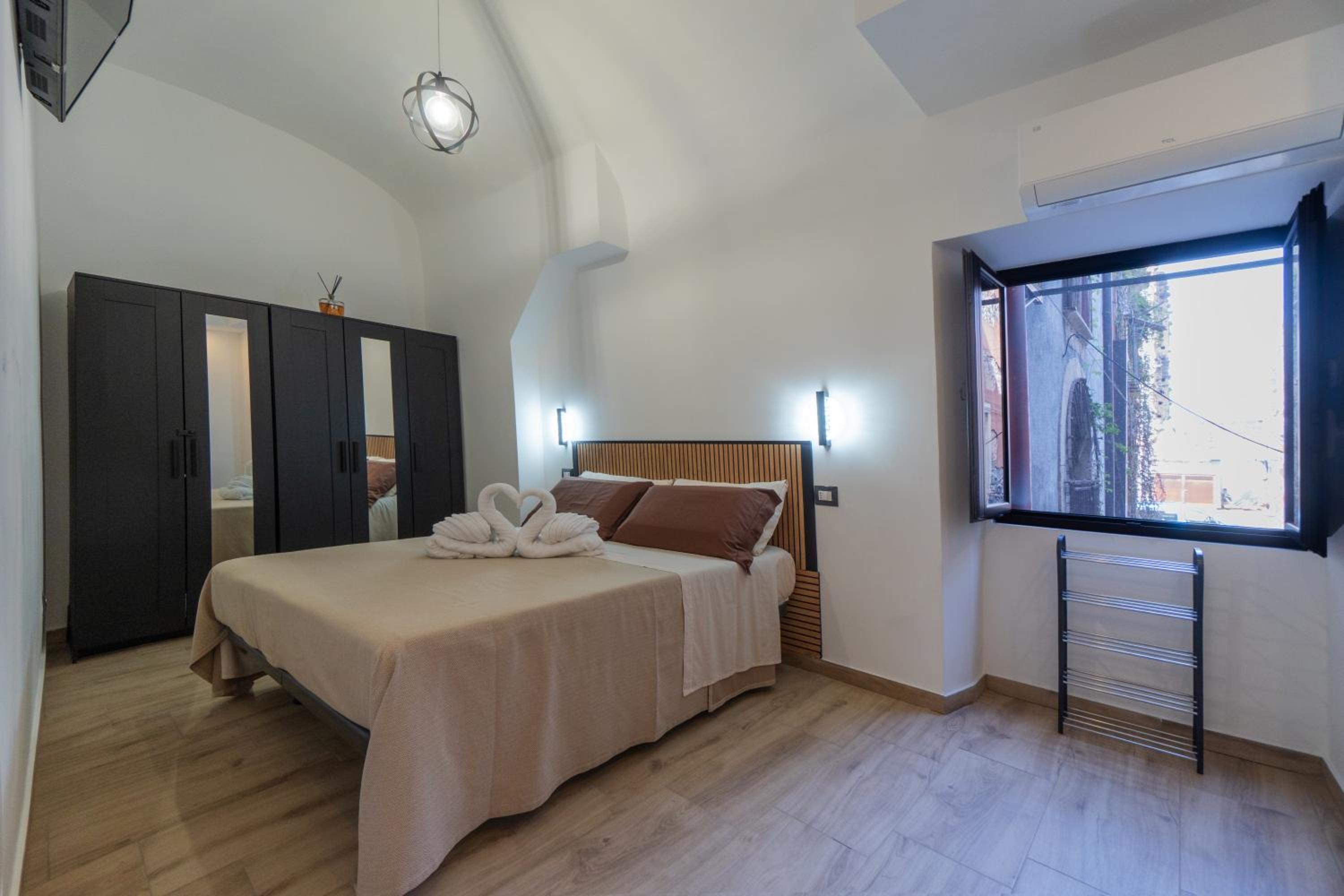 Costa Apartment