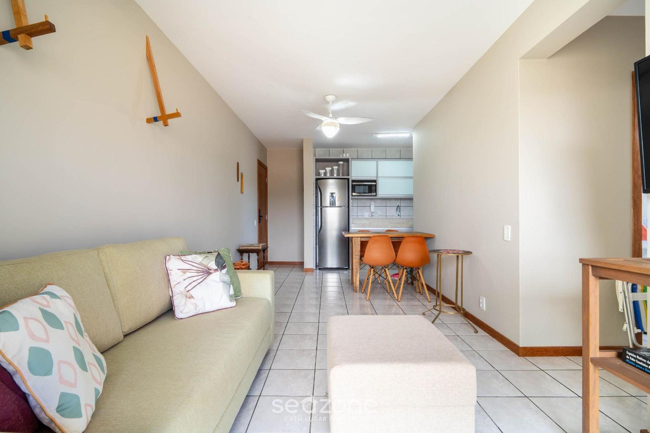Apt w/ balcony & BBQ 450m from the sea REH0203