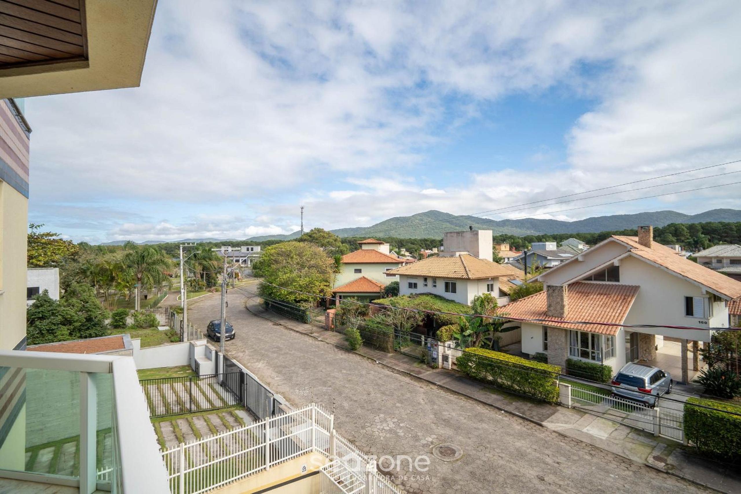 Apt w/ balcony & BBQ 450m from the sea REH0203