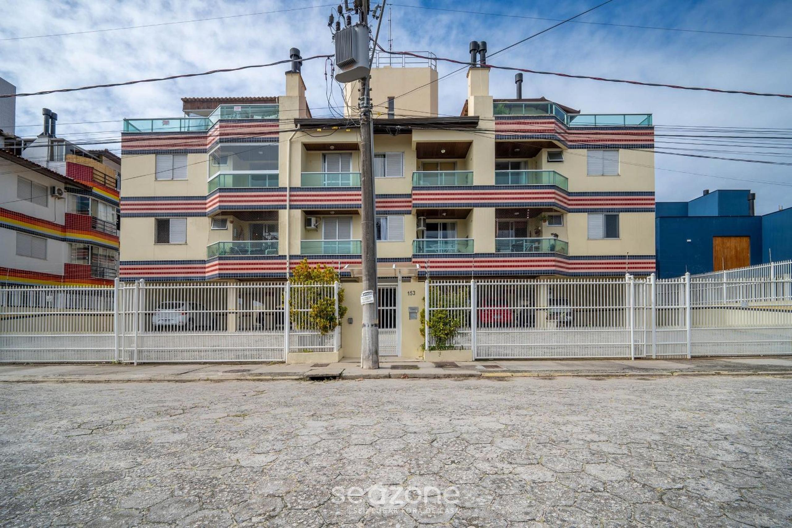 Apt w/ balcony & BBQ 450m from the sea REH0203