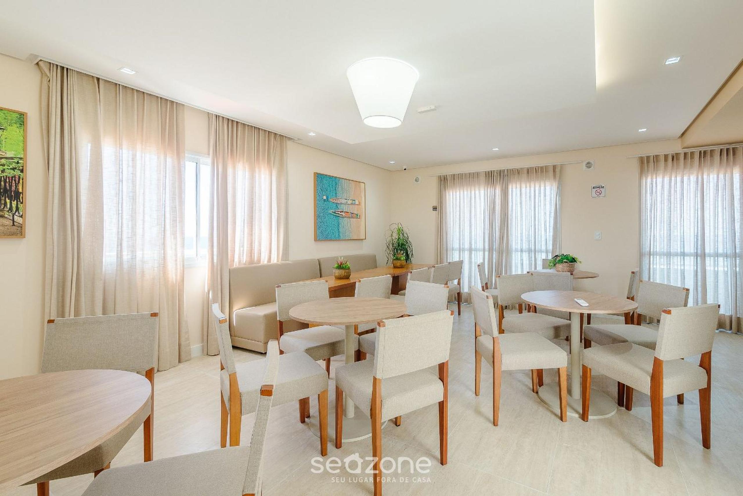 Condo. w/ Pool and Gym 70 m from the Beach - SMA