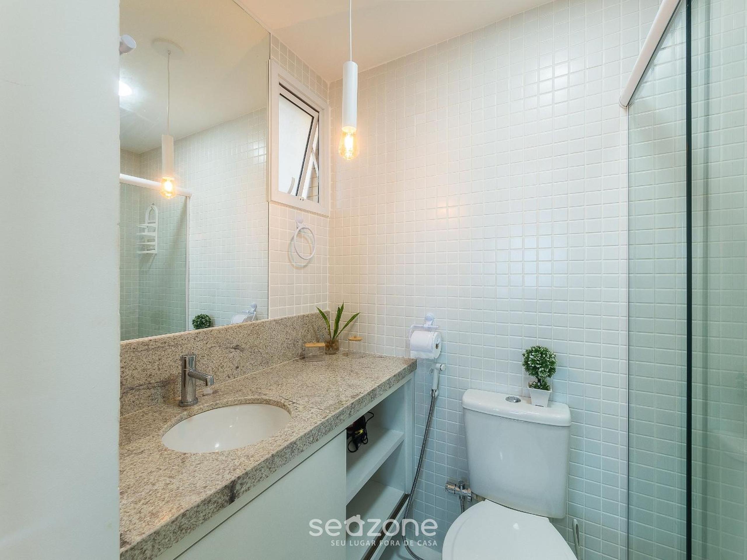Condo. w/ Pool and Gym 70 m from the Beach - SMA