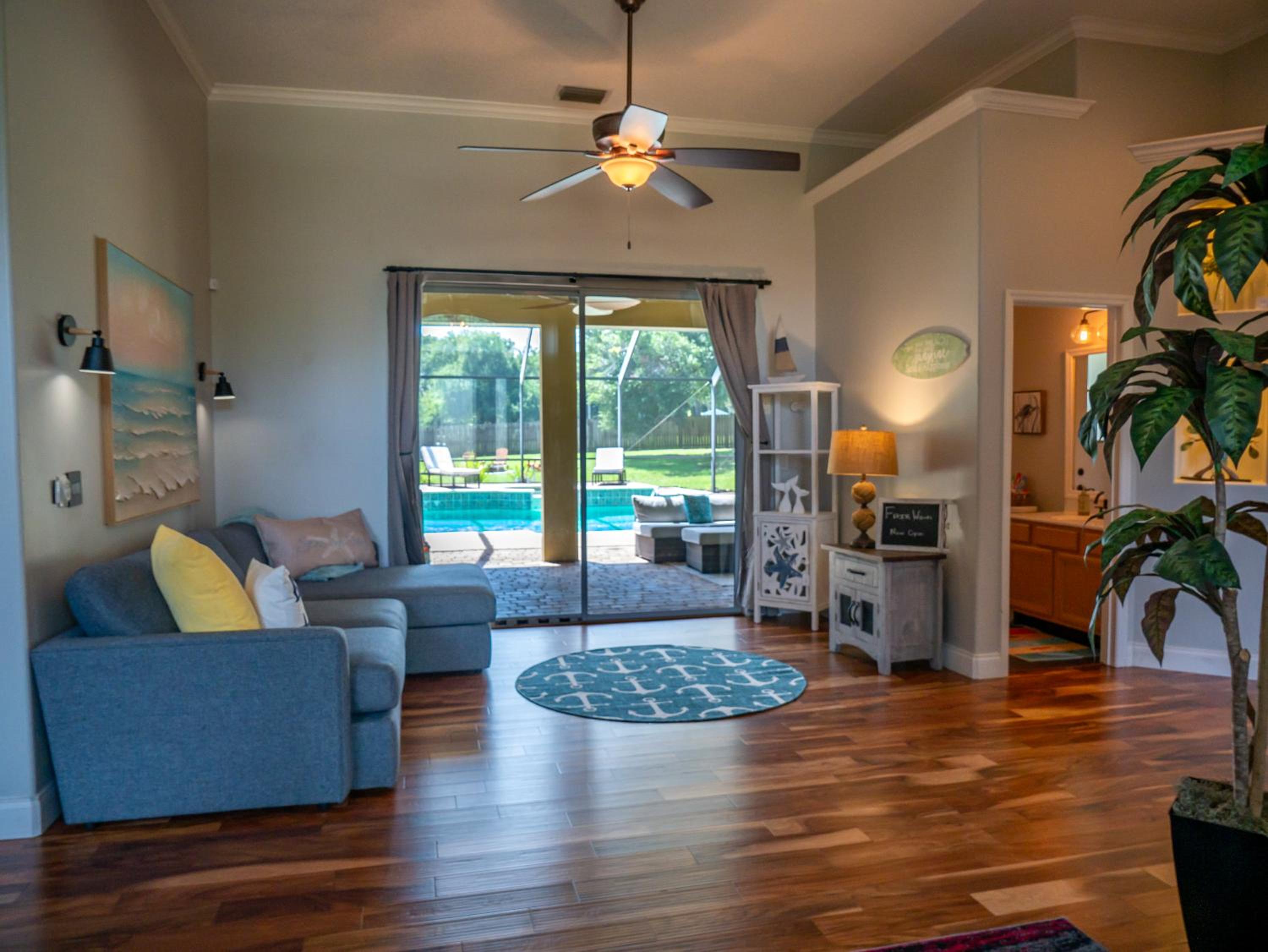Private, Island Oases w Heated Pool & ahhh the spa!!