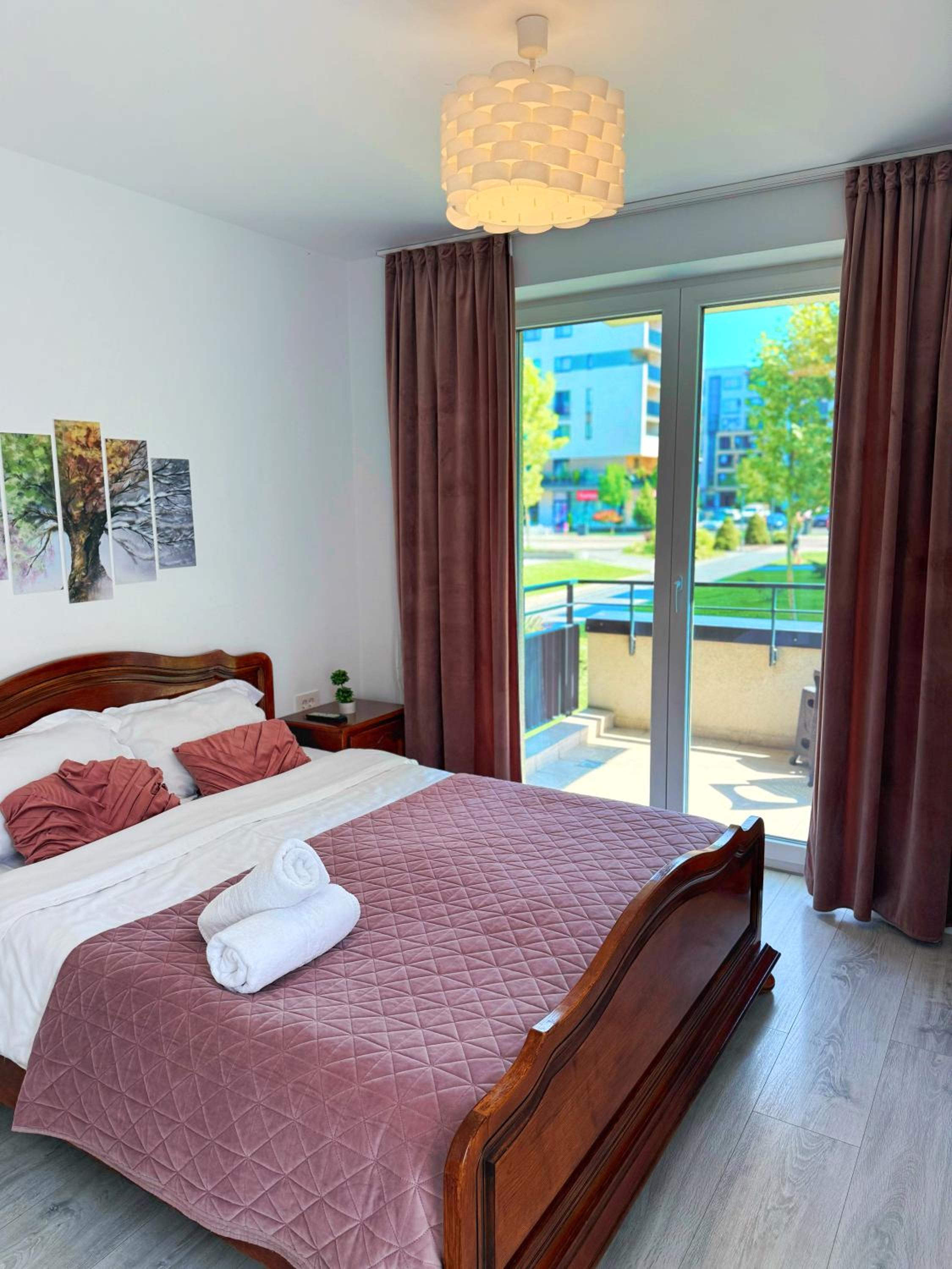 Plermont Luxury Apartments Coresi Kasper