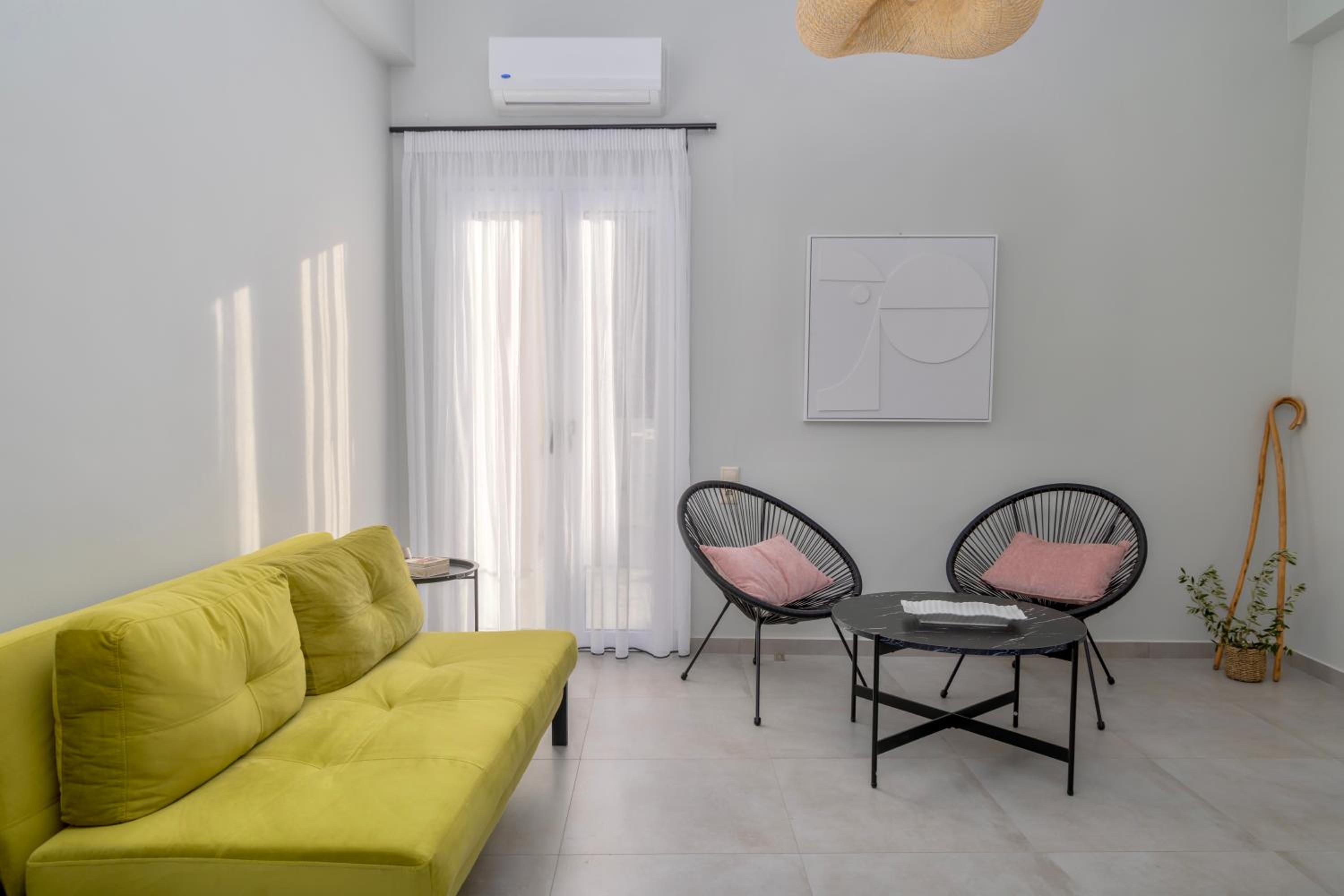 Omega Elounda2bedroom apartments city center WiFi