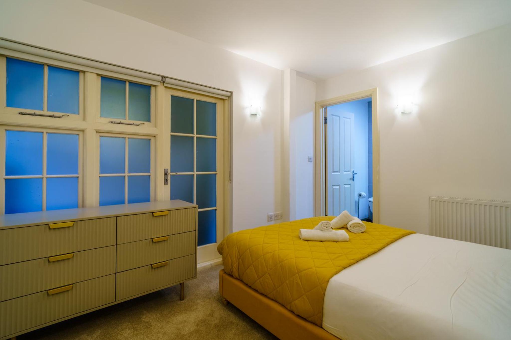 2 Bedroom City Retreat next to Regents Park