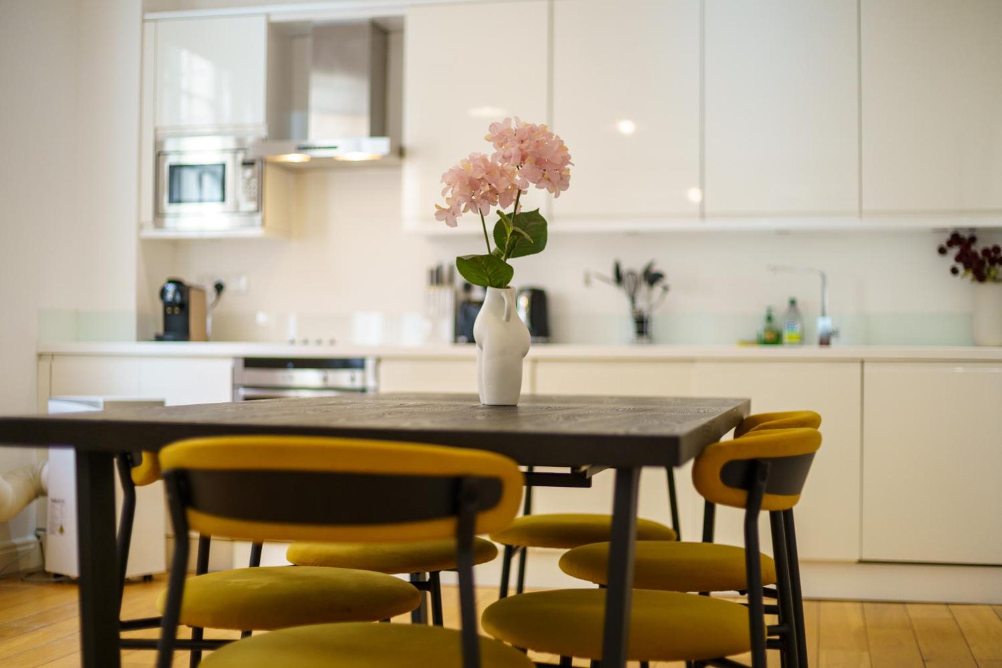 2 Bedroom City Retreat next to Regents Park