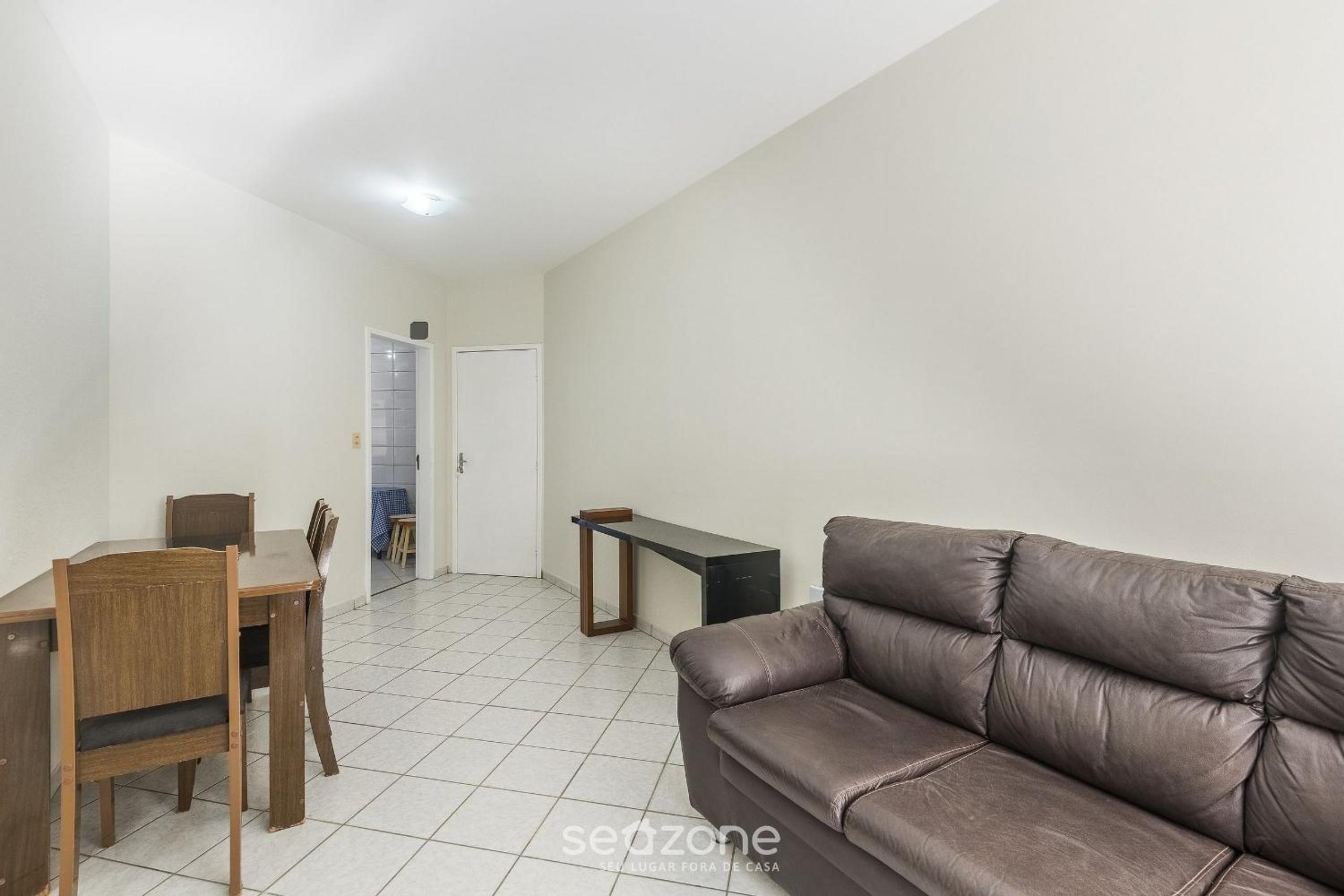 Comfort and sophistication just steps from Praia do Morro - DBH