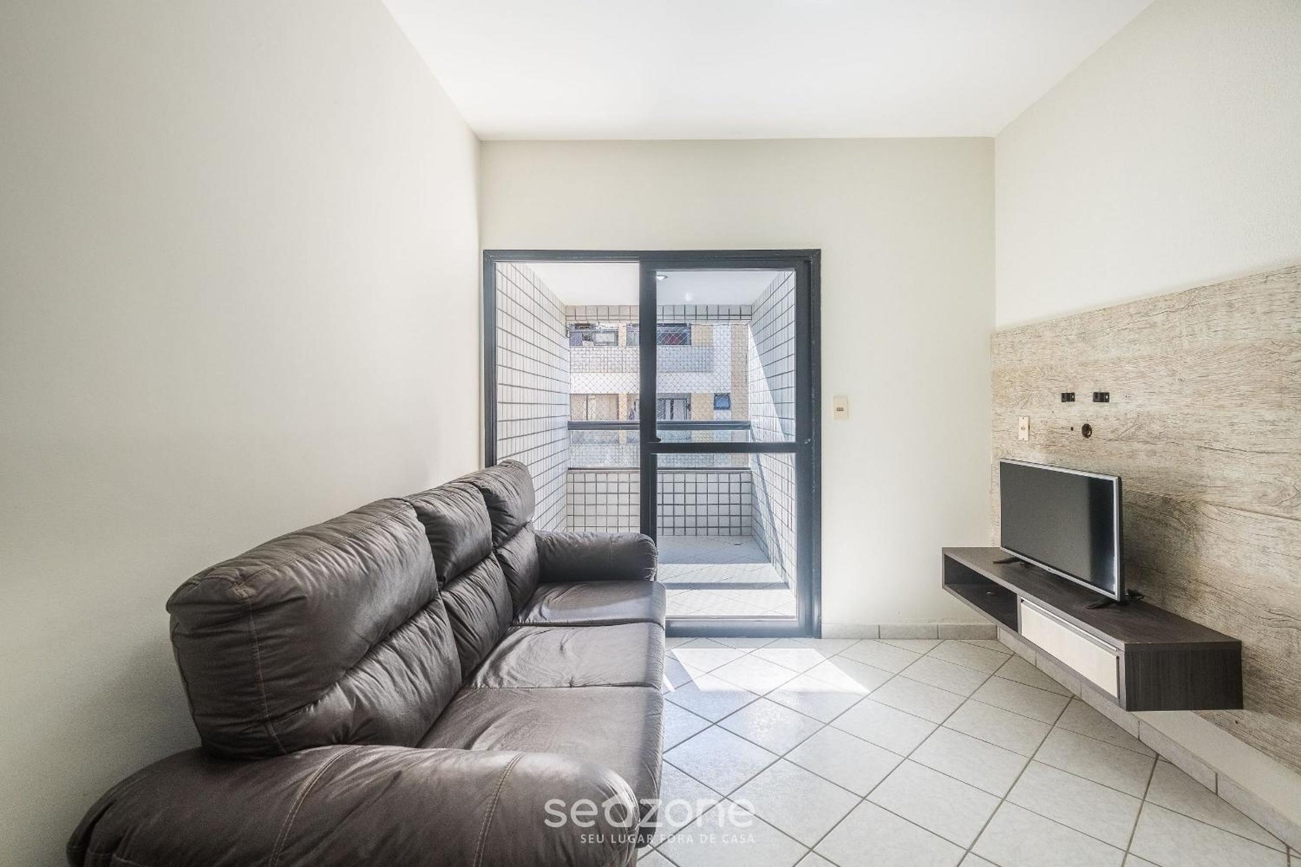 Comfort and sophistication just steps from Praia do Morro - DBH