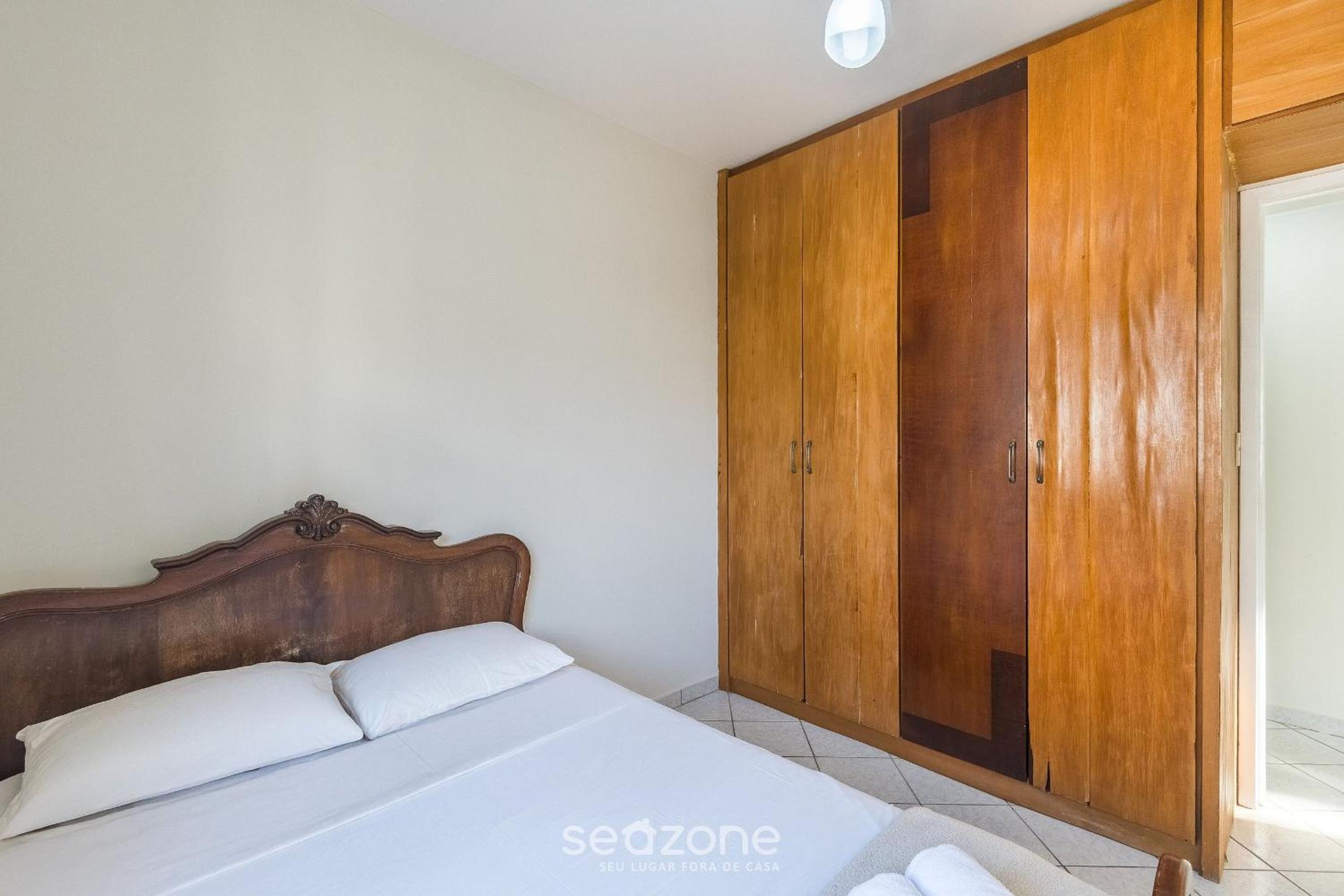 Comfort and sophistication just steps from Praia do Morro - DBH