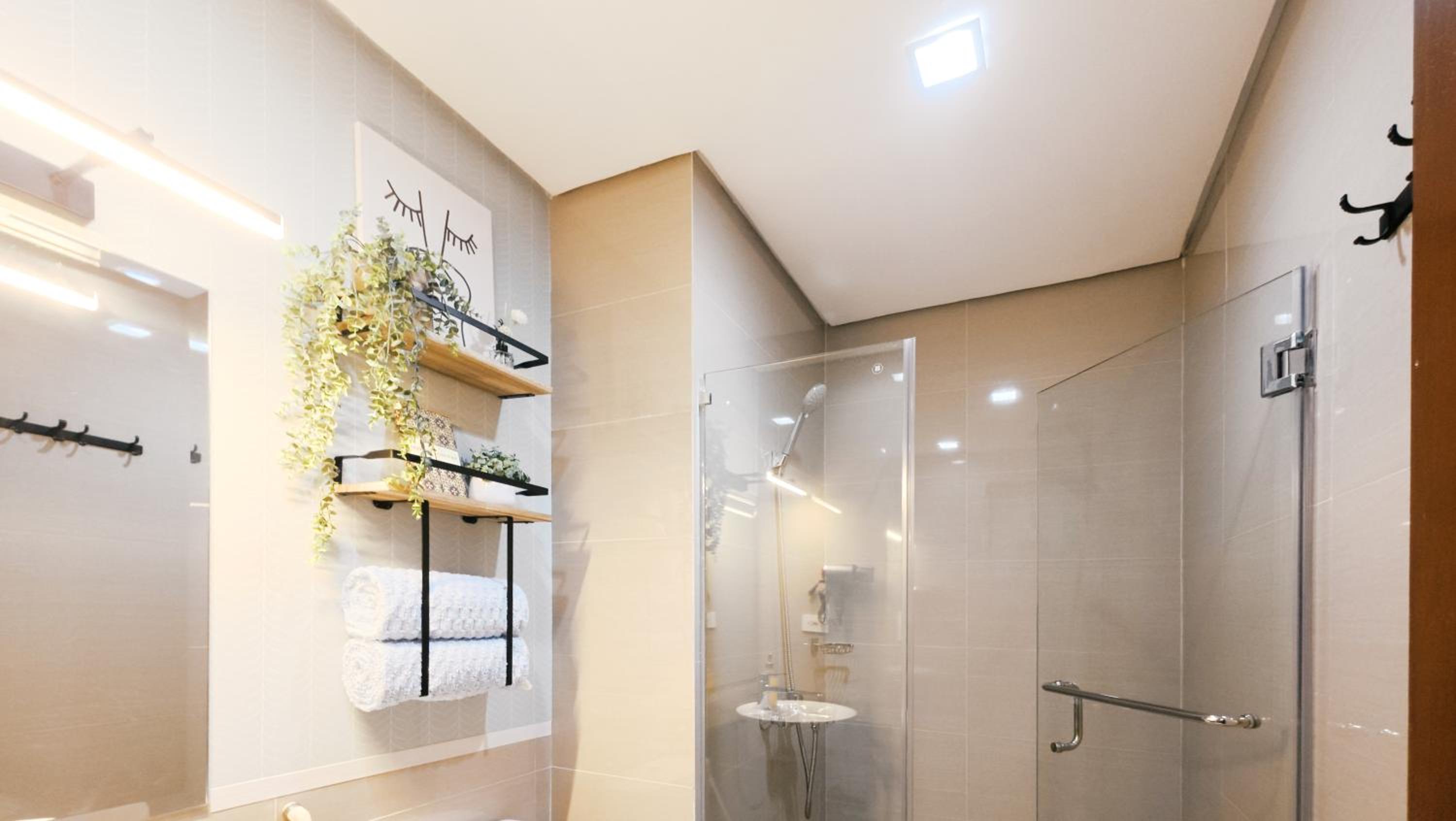 Breathtaking Eastwood City View, 3min walk to Malls, with Washer