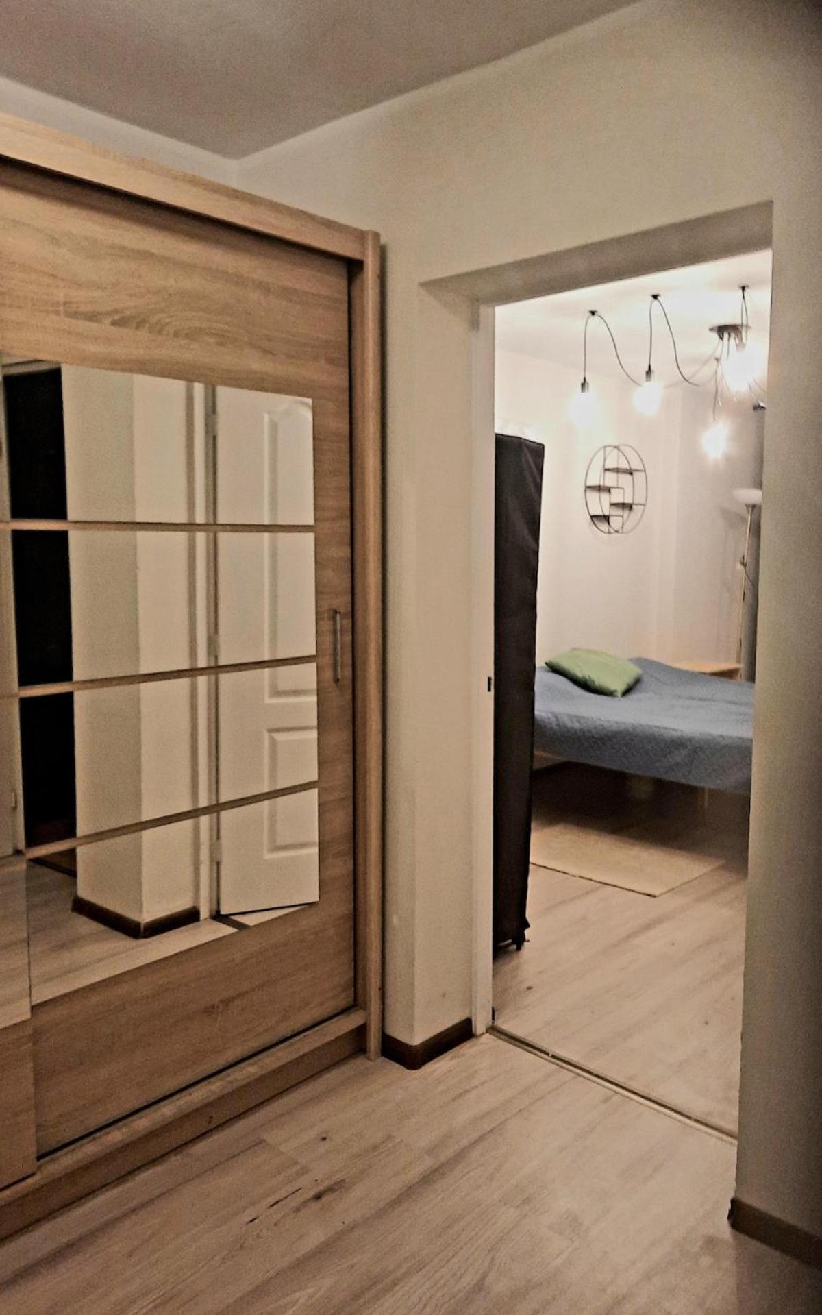 Cozy 2-Bedroom flat with Terrace & Parking by Alfa