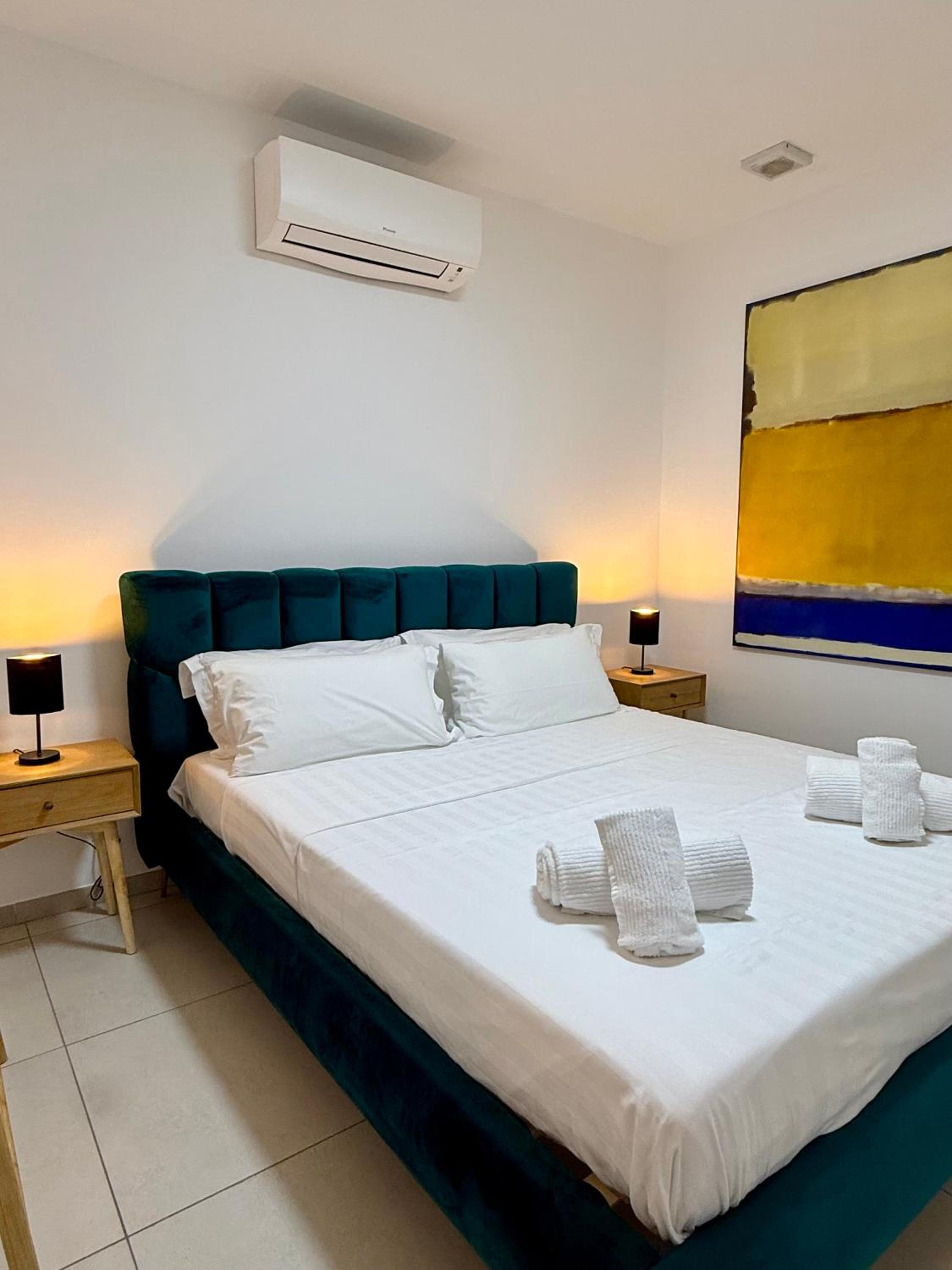 LR Deluxe Apartments - Sismondi 44