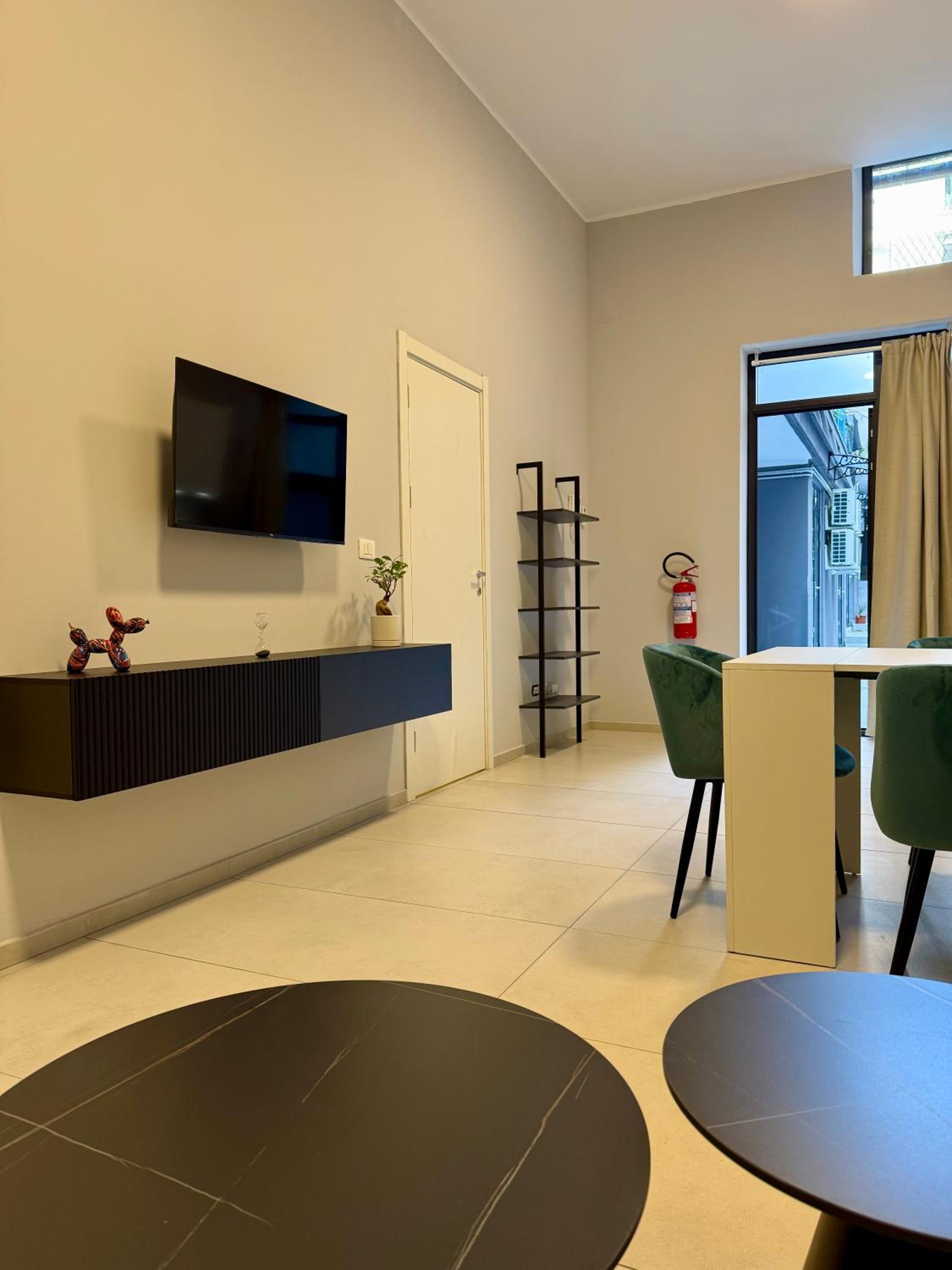 LR Deluxe Apartments - Sismondi 44