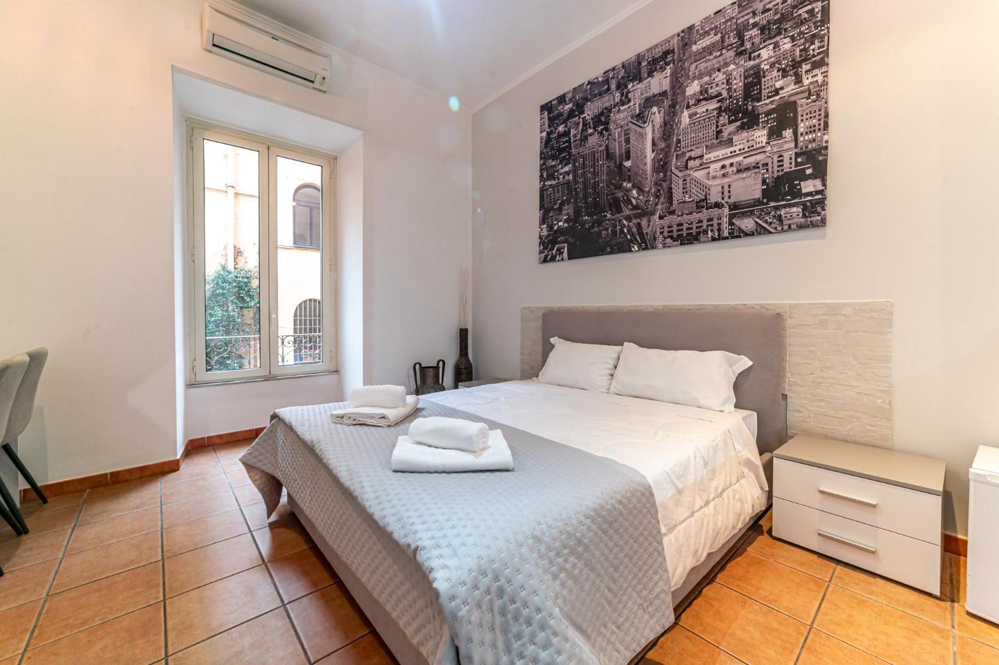Cristel Rooms - Termini Train Station