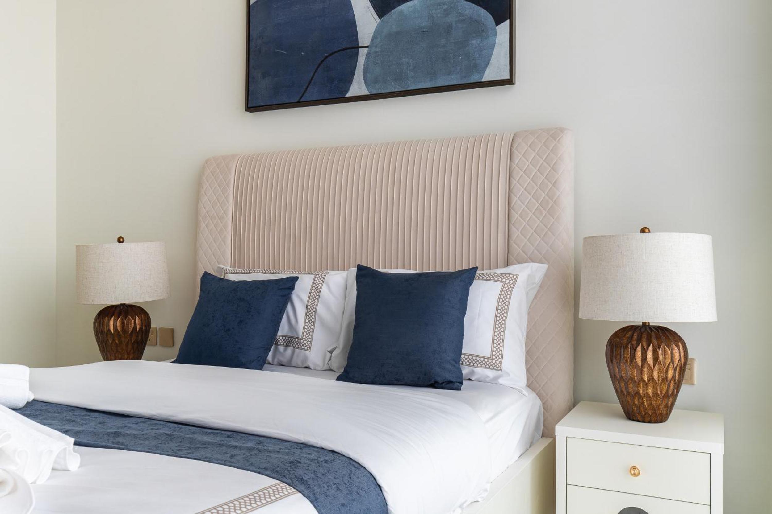 Luxury 3Br Apts with Private Pool in Gemz by Simply Comfort