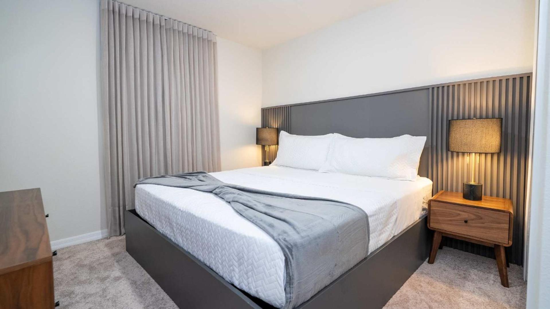 Upstay Family Fun 5BR Retreat w Pool & Games Room