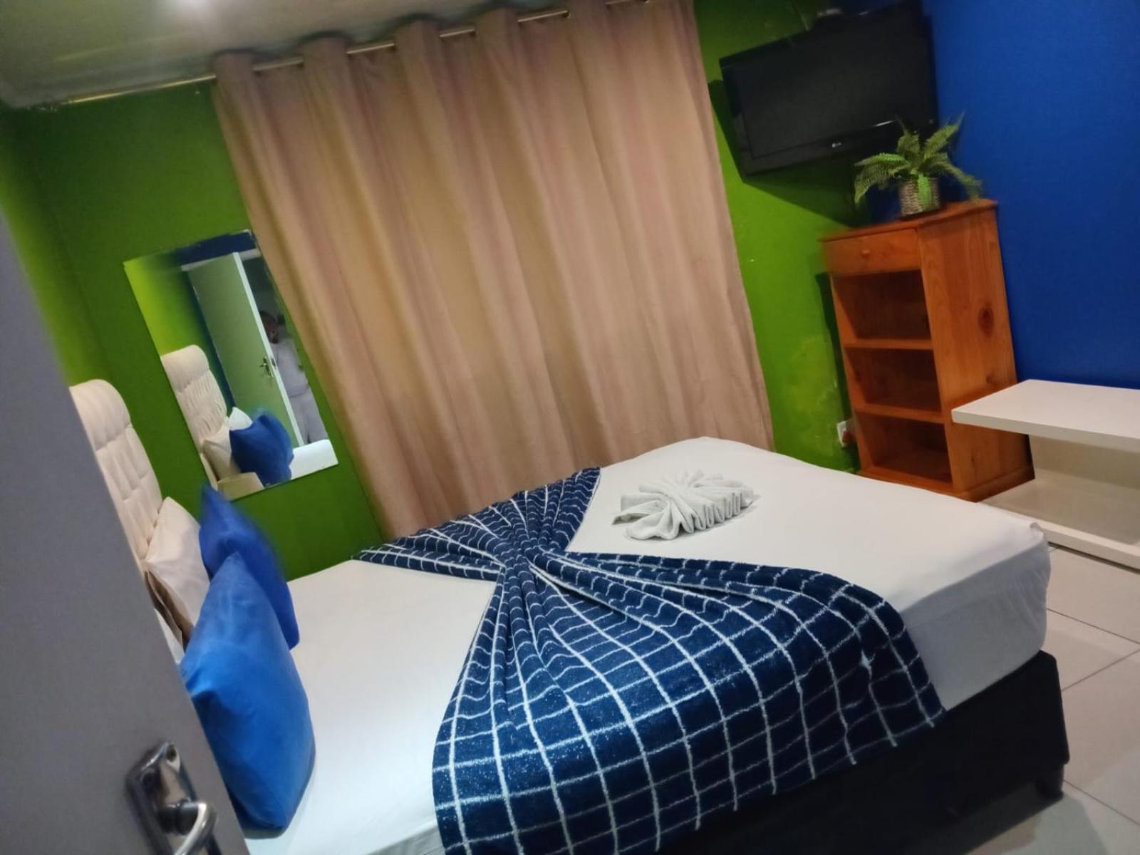 Neo & Ruks rooms parow 2