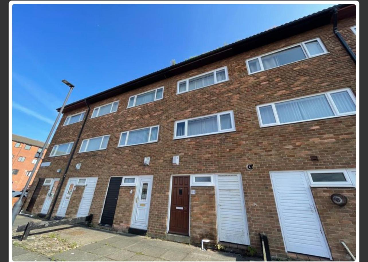 Newcastle No 30 Stay for Contractors, Families & Professionals
