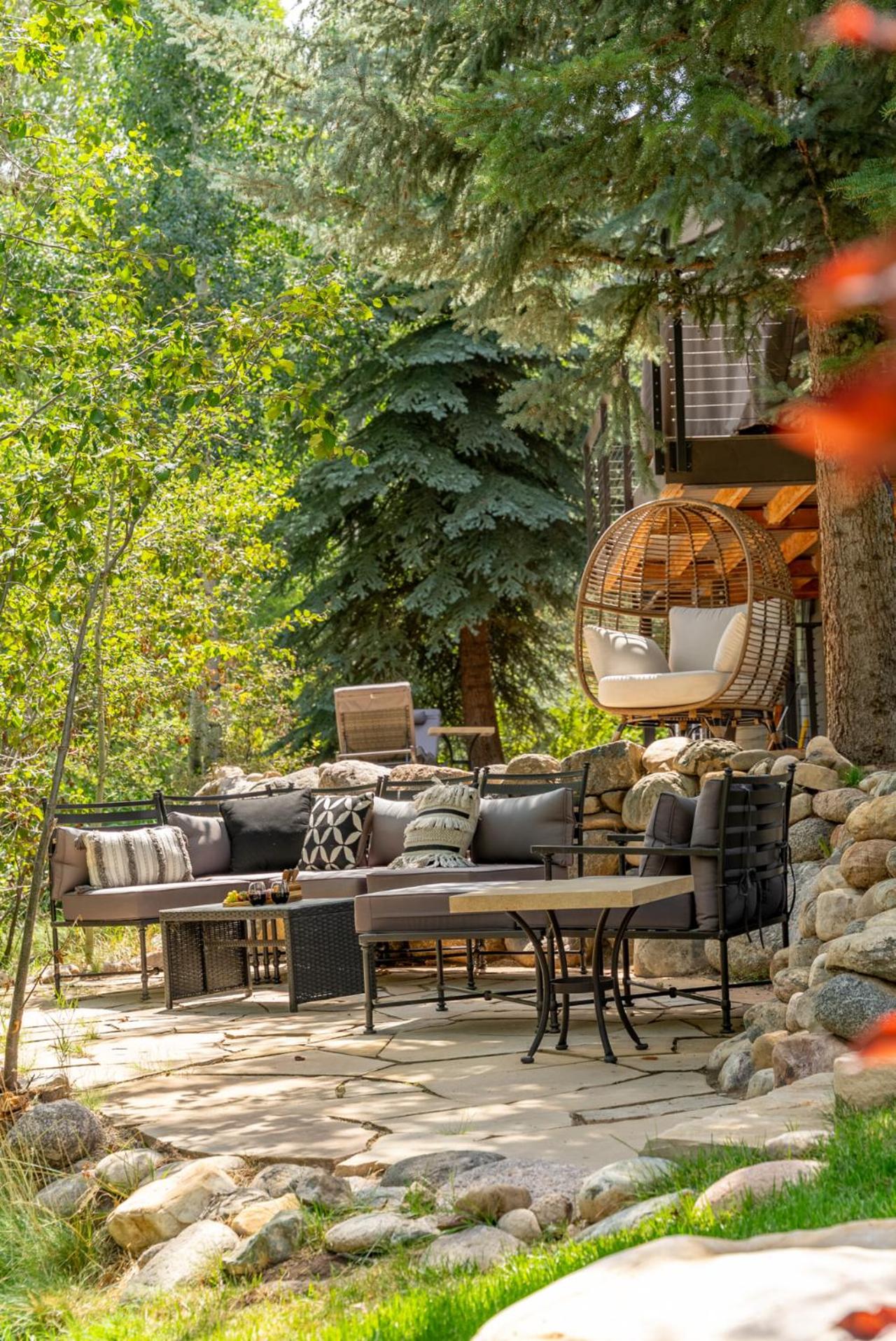 Stonecreek Summit 6BR LUXE Retreat with Hot Tub