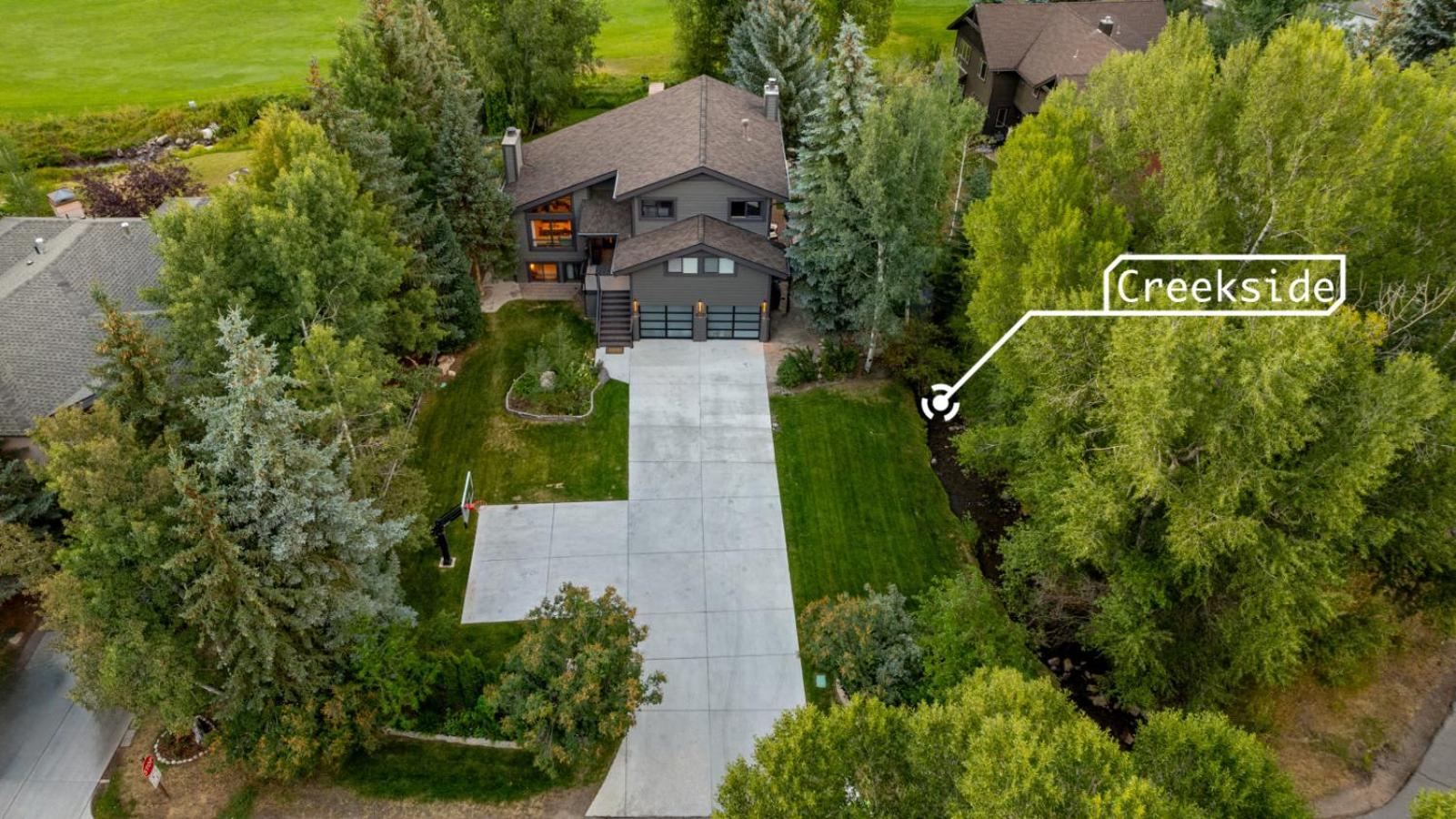 Stonecreek Summit 6BR LUXE Retreat with Hot Tub
