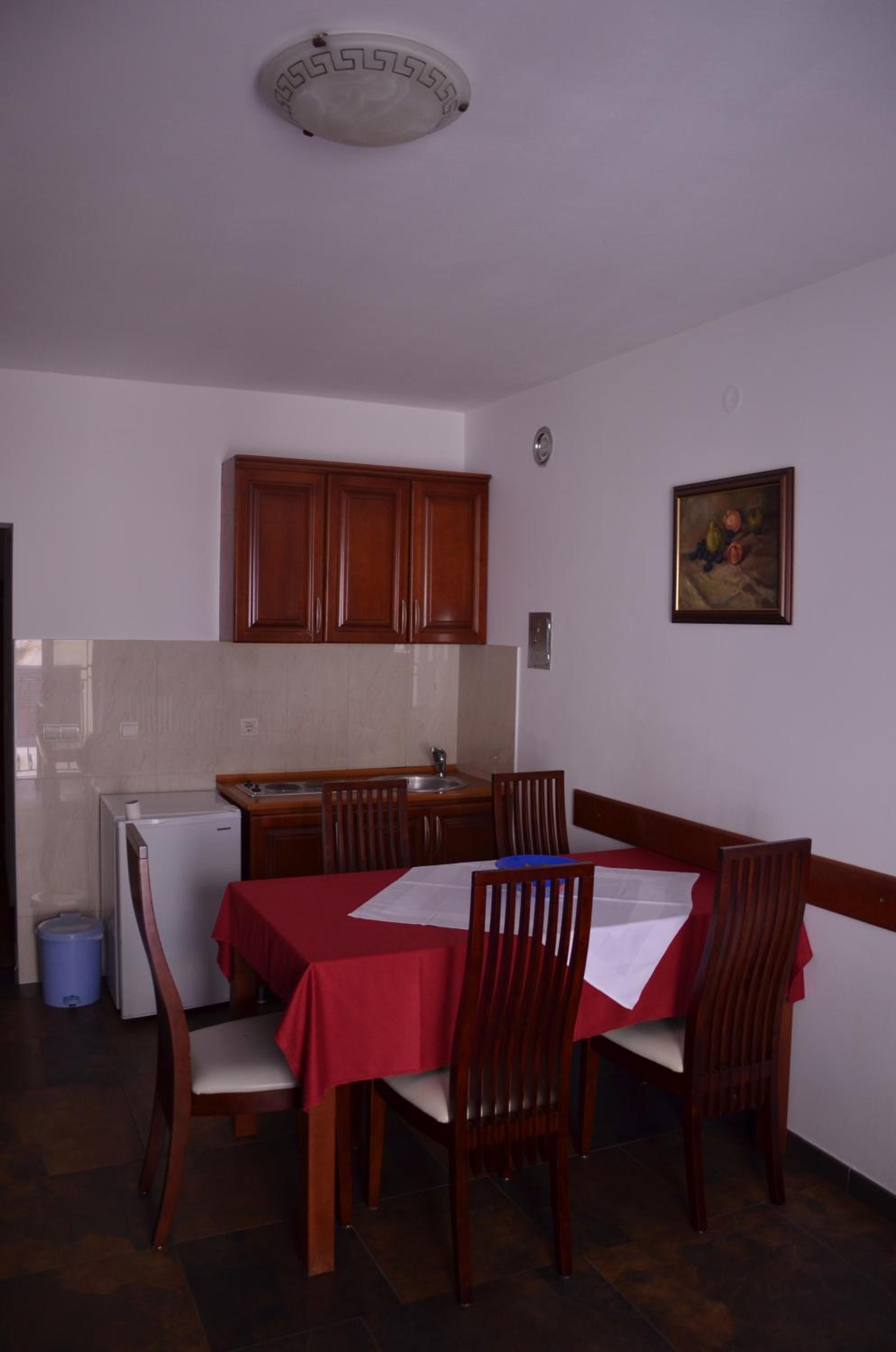 Lero Apartments