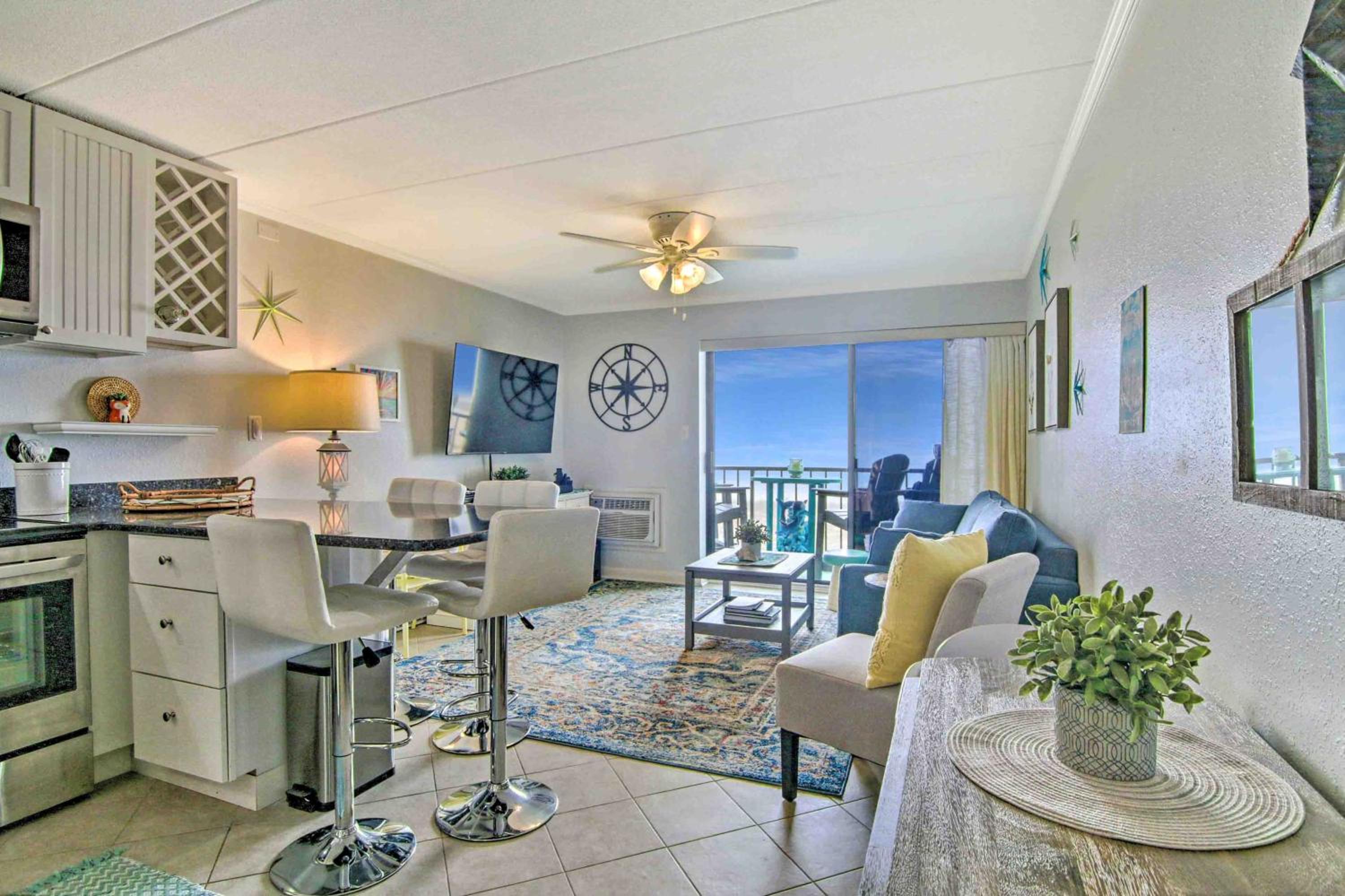 BeachBox I - The One with Incredible Sunrises - Couple's Retreat - East Winds 202