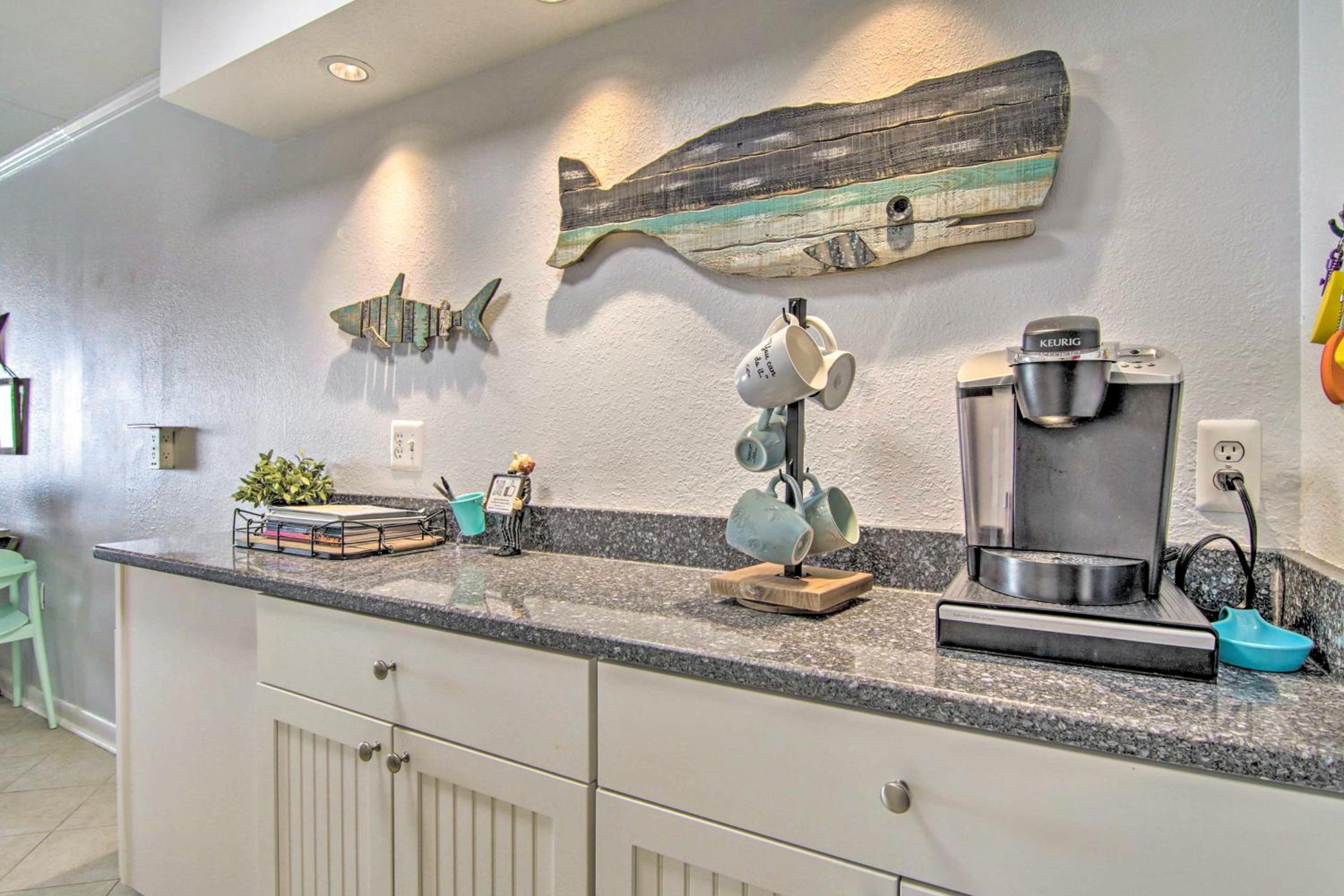 BeachBox I - The One with Incredible Sunrises - Couple's Retreat - East Winds 202