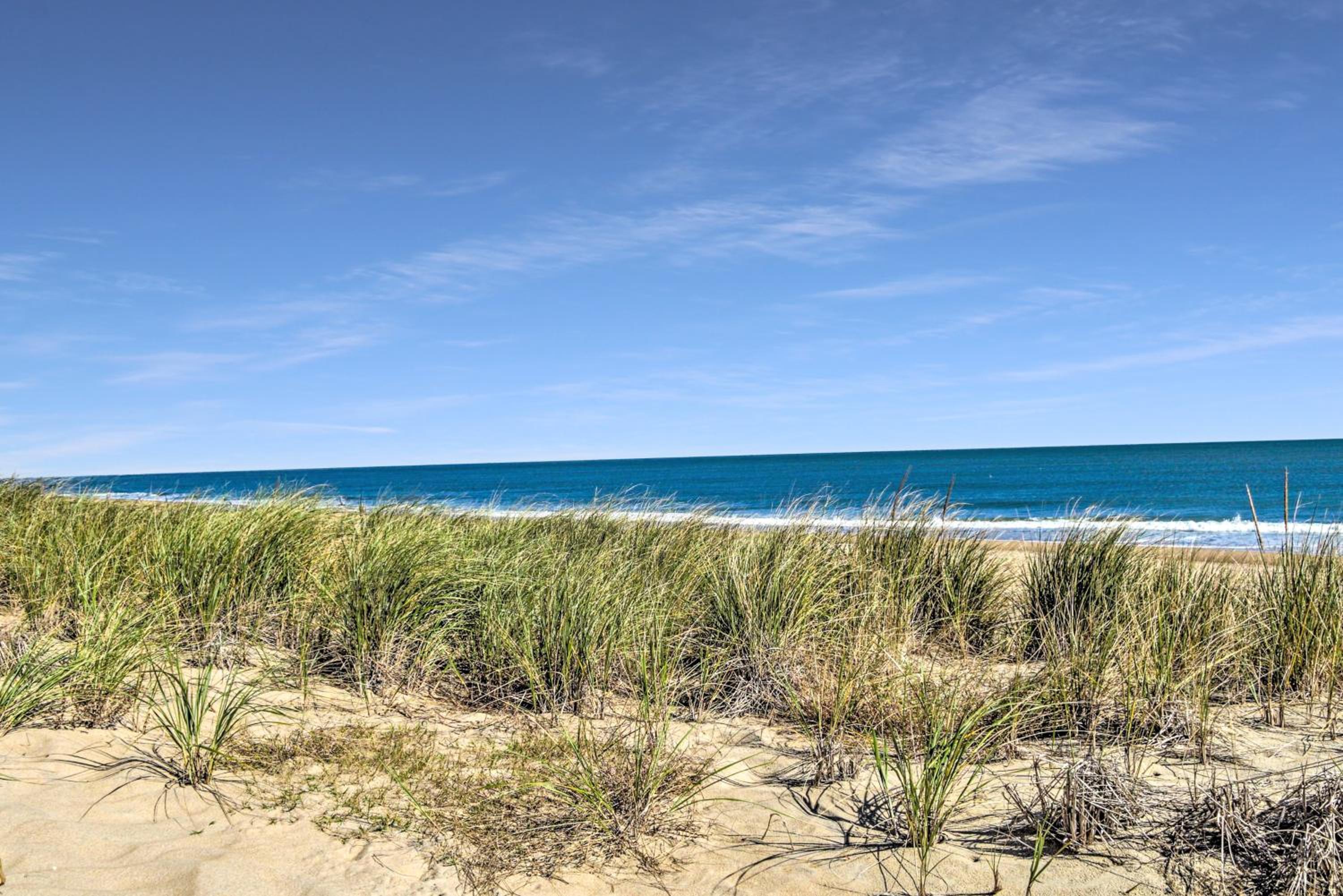 BeachBox I - The One with Incredible Sunrises - Couple's Retreat - East Winds 202