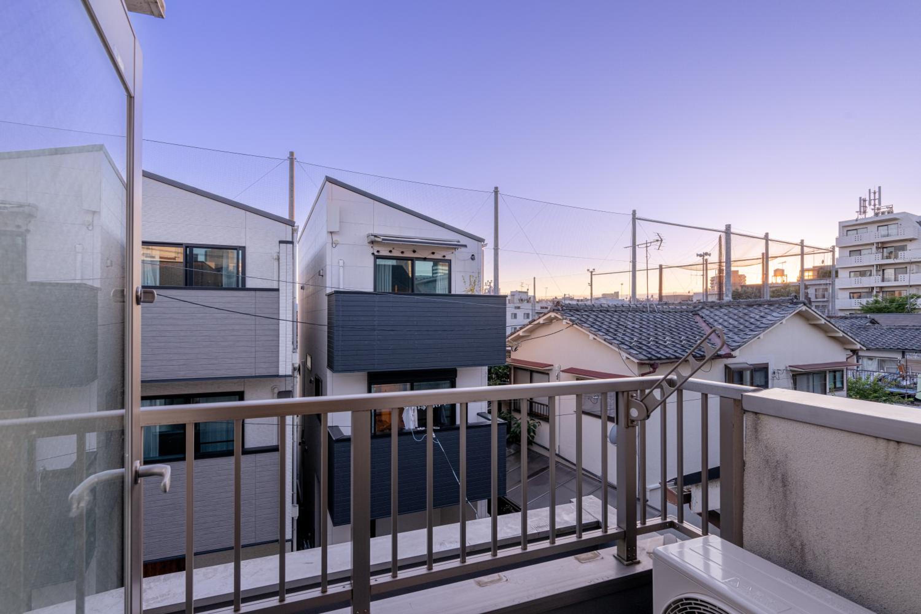 CHOCKY Nishi-Shinjuku