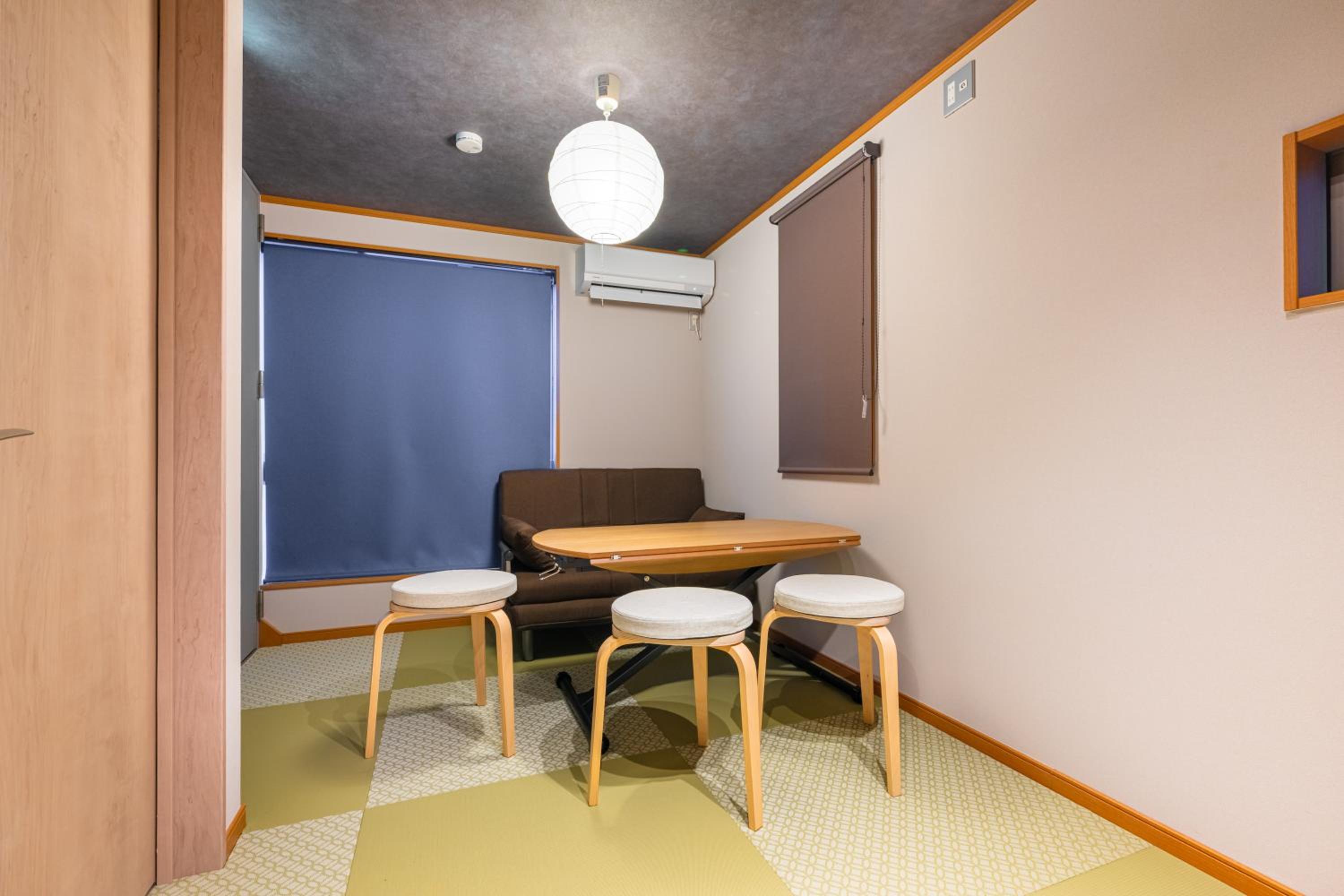 CHOCKY Nishi-Shinjuku