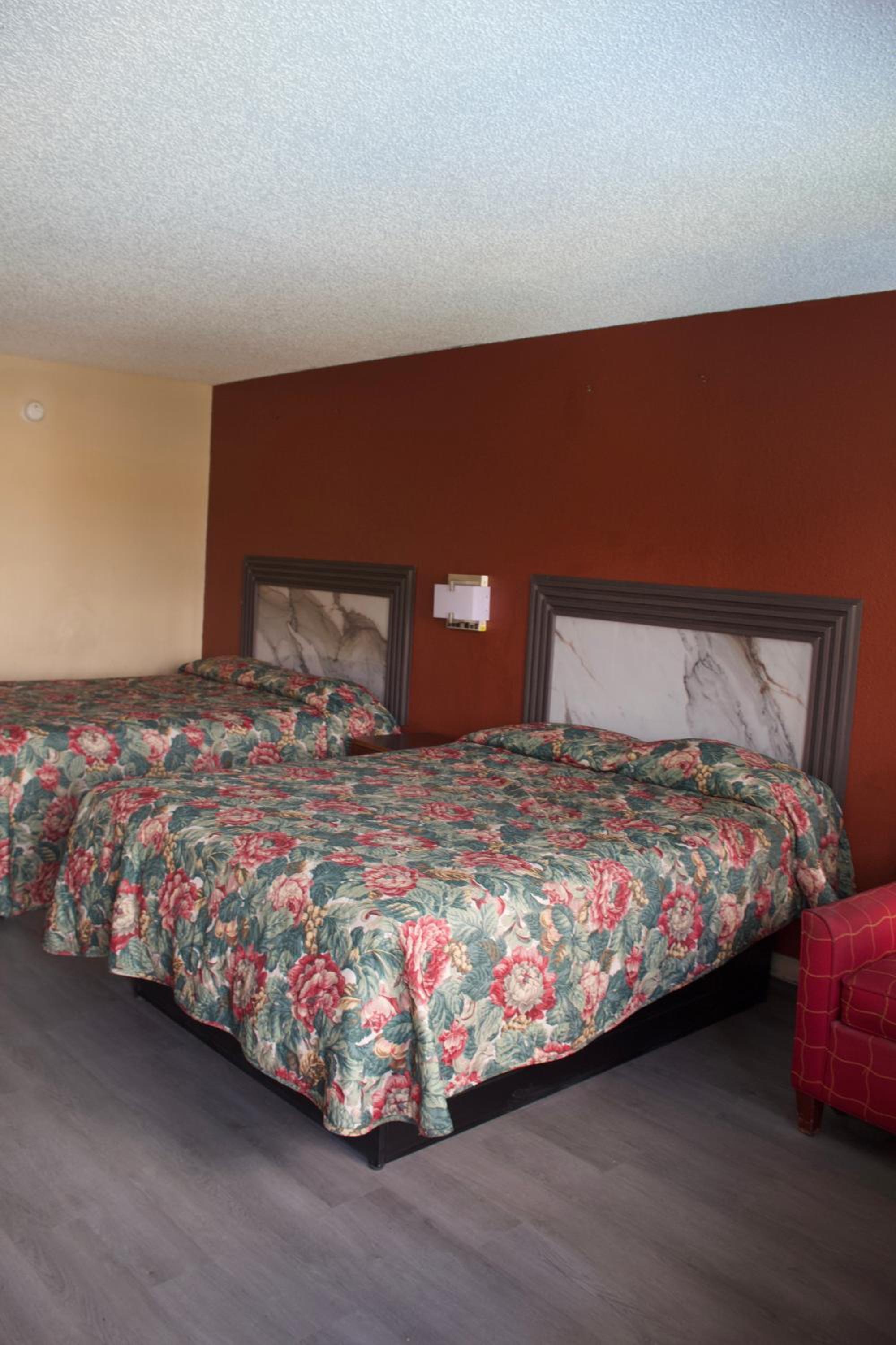 Oak Ridge Inn