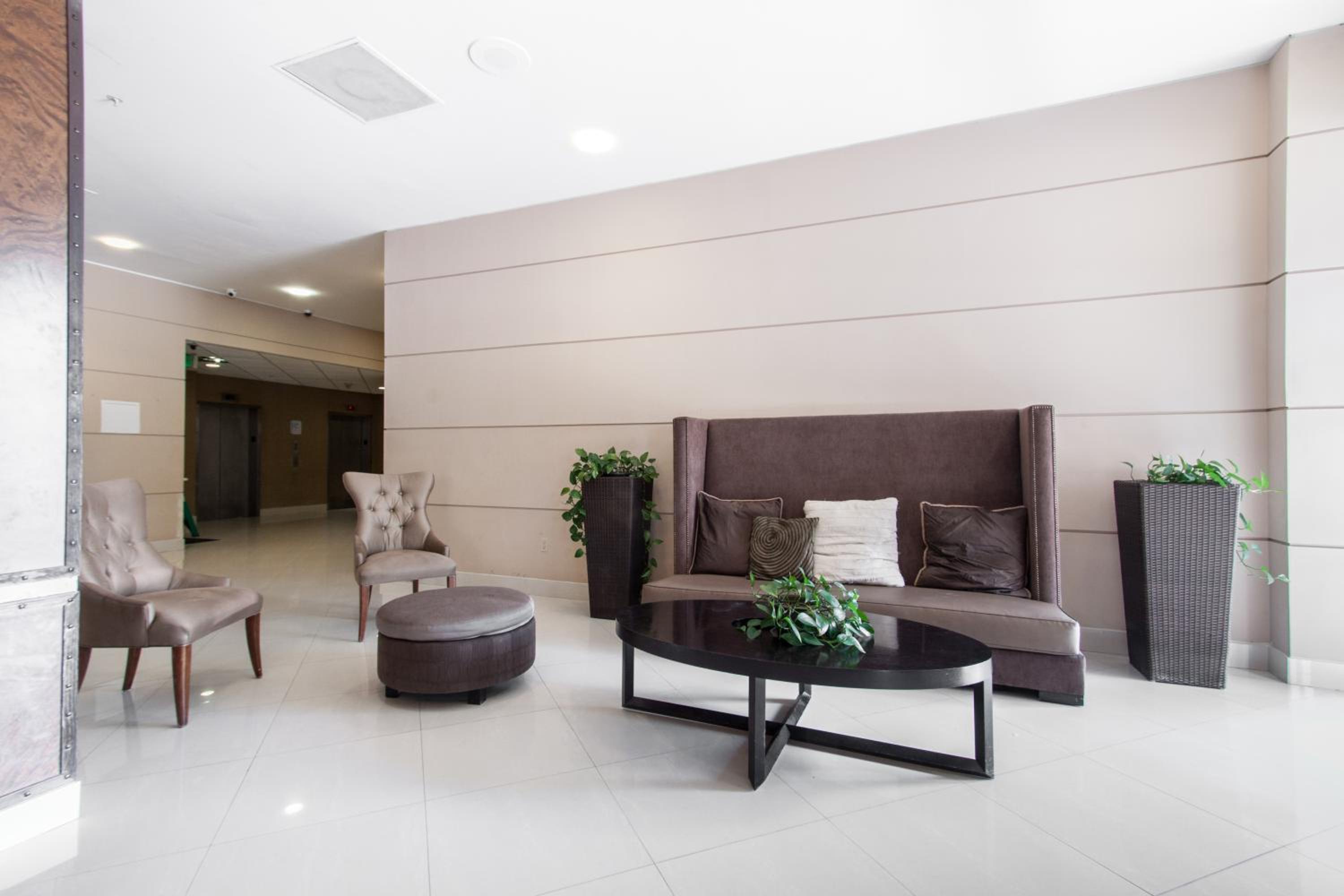Ocean Reserve Luxury Condos Across from Sunny Isles Beach