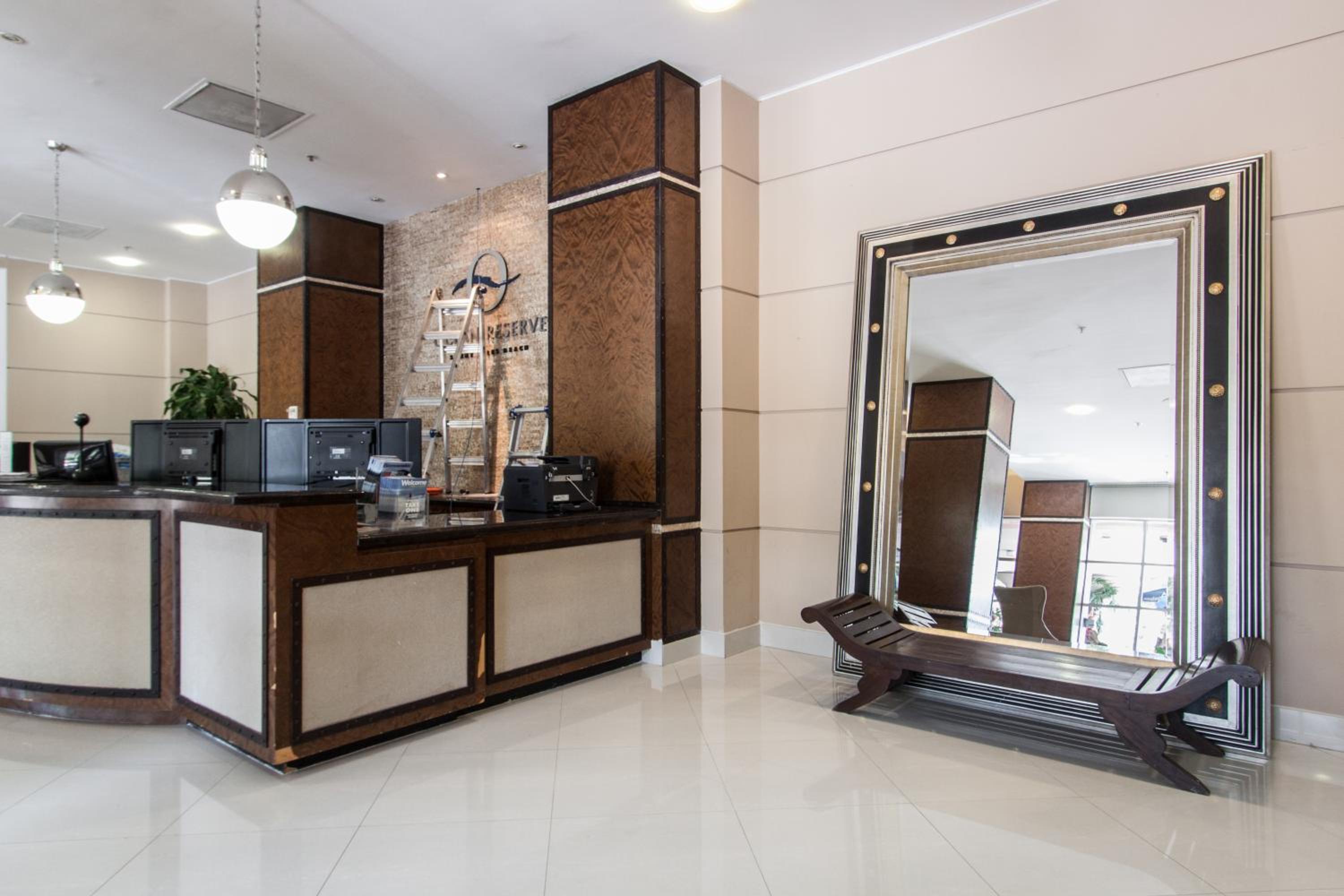 Ocean Reserve Luxury Condos Across from Sunny Isles Beach