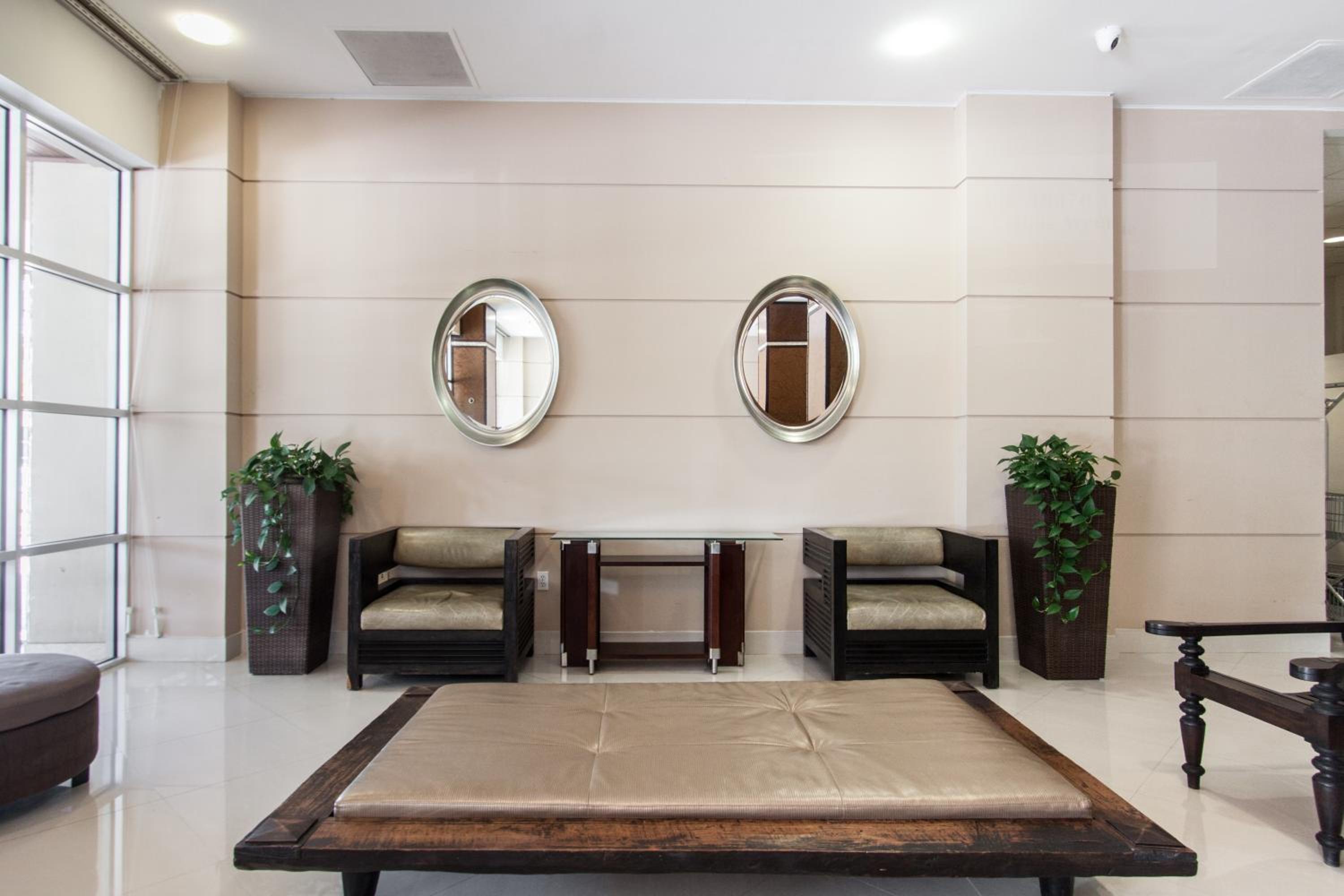 Ocean Reserve Luxury Condos Across from Sunny Isles Beach