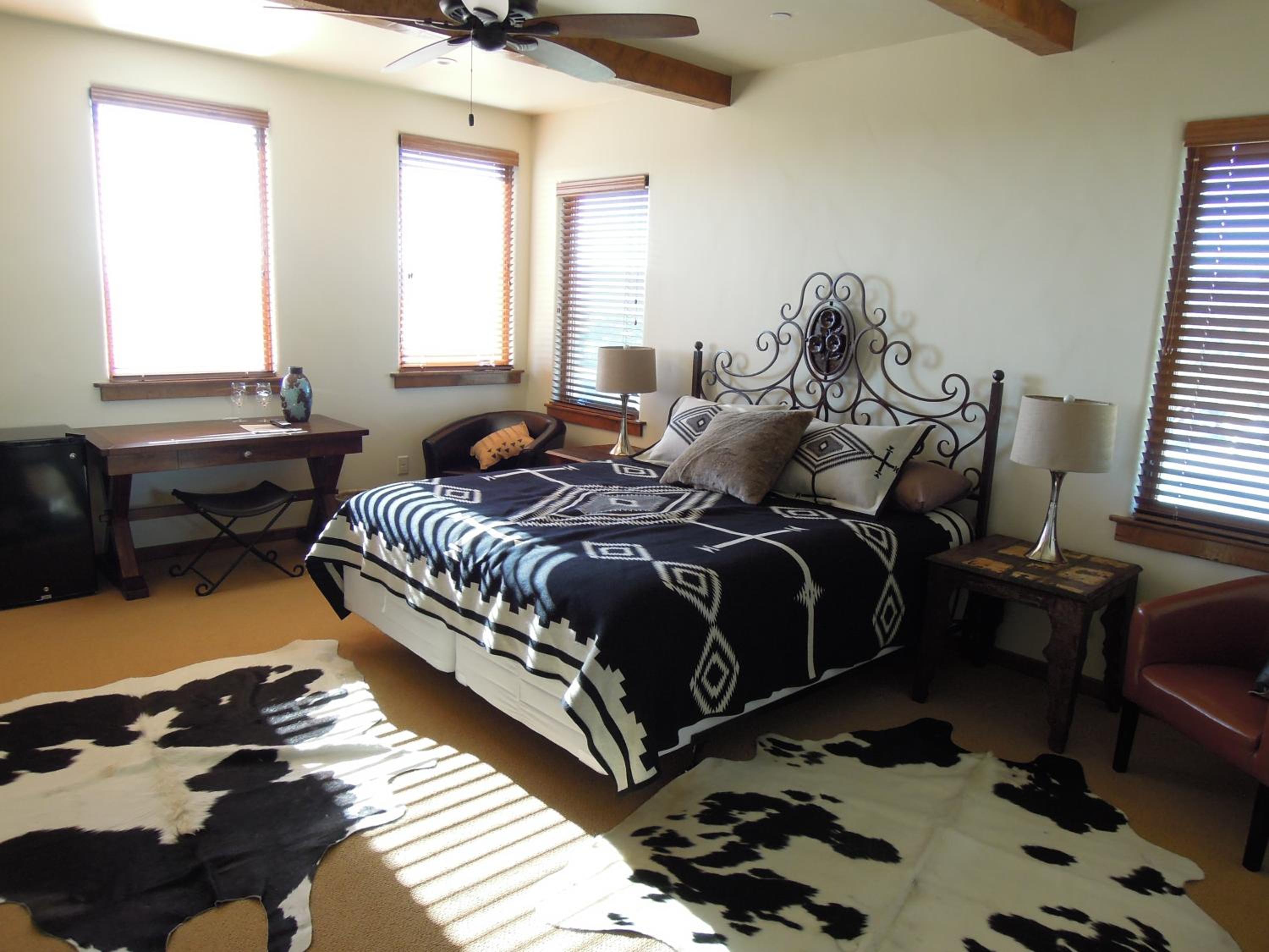 Croad Vineyards - The Inn