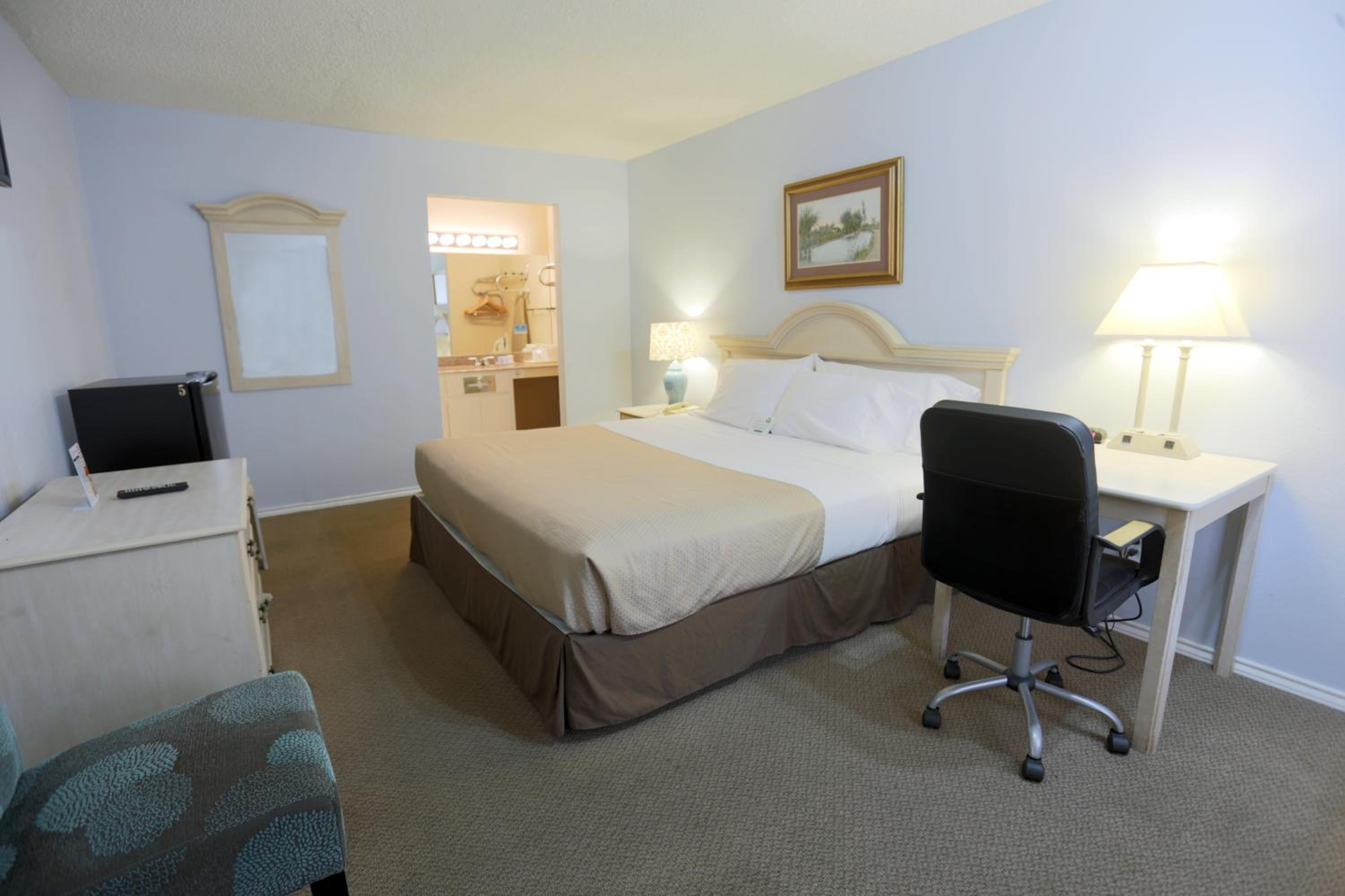 Victoria Palms Inn and Suites - Property Image 60