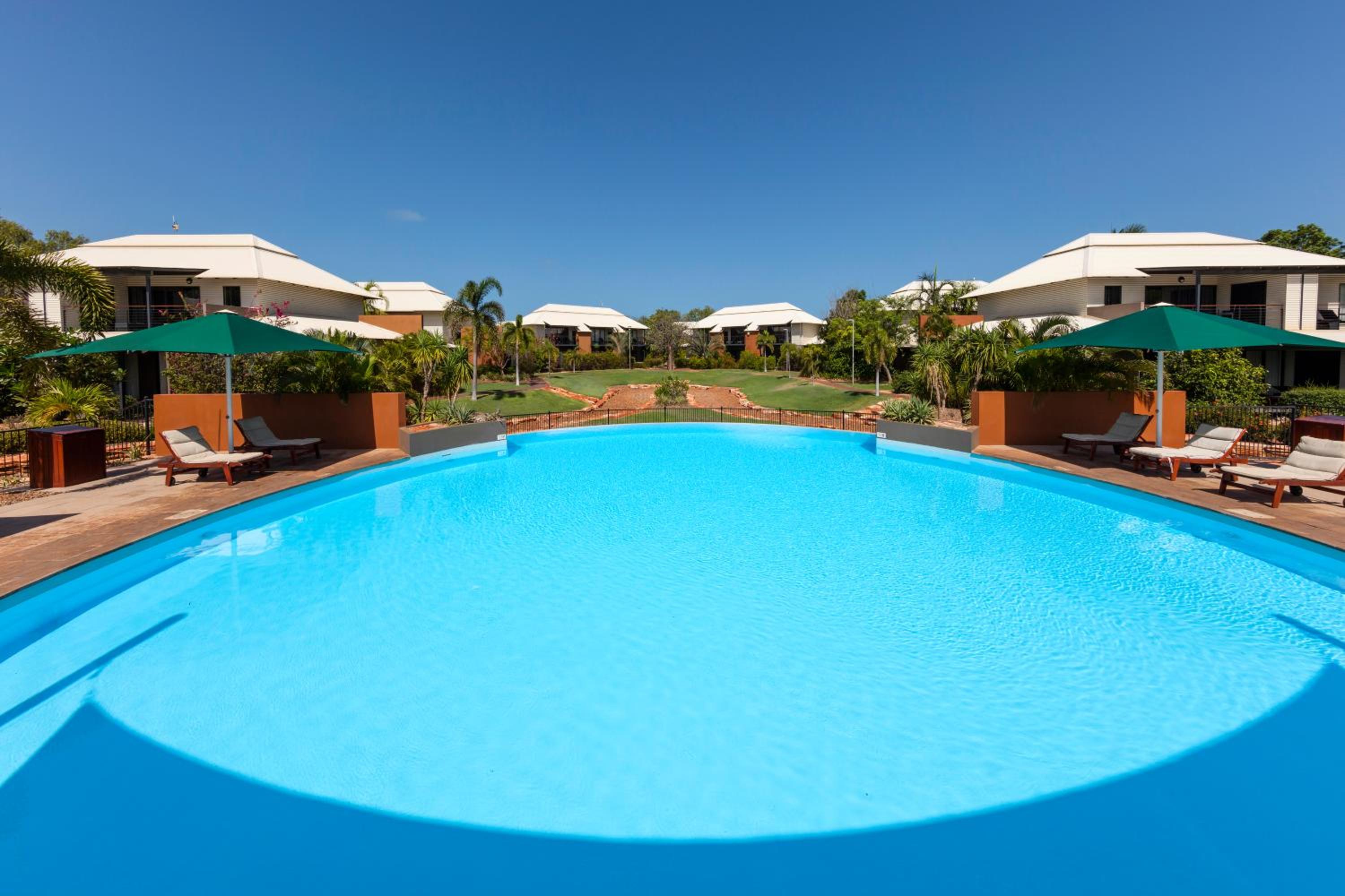 Oaks Cable Beach Resort