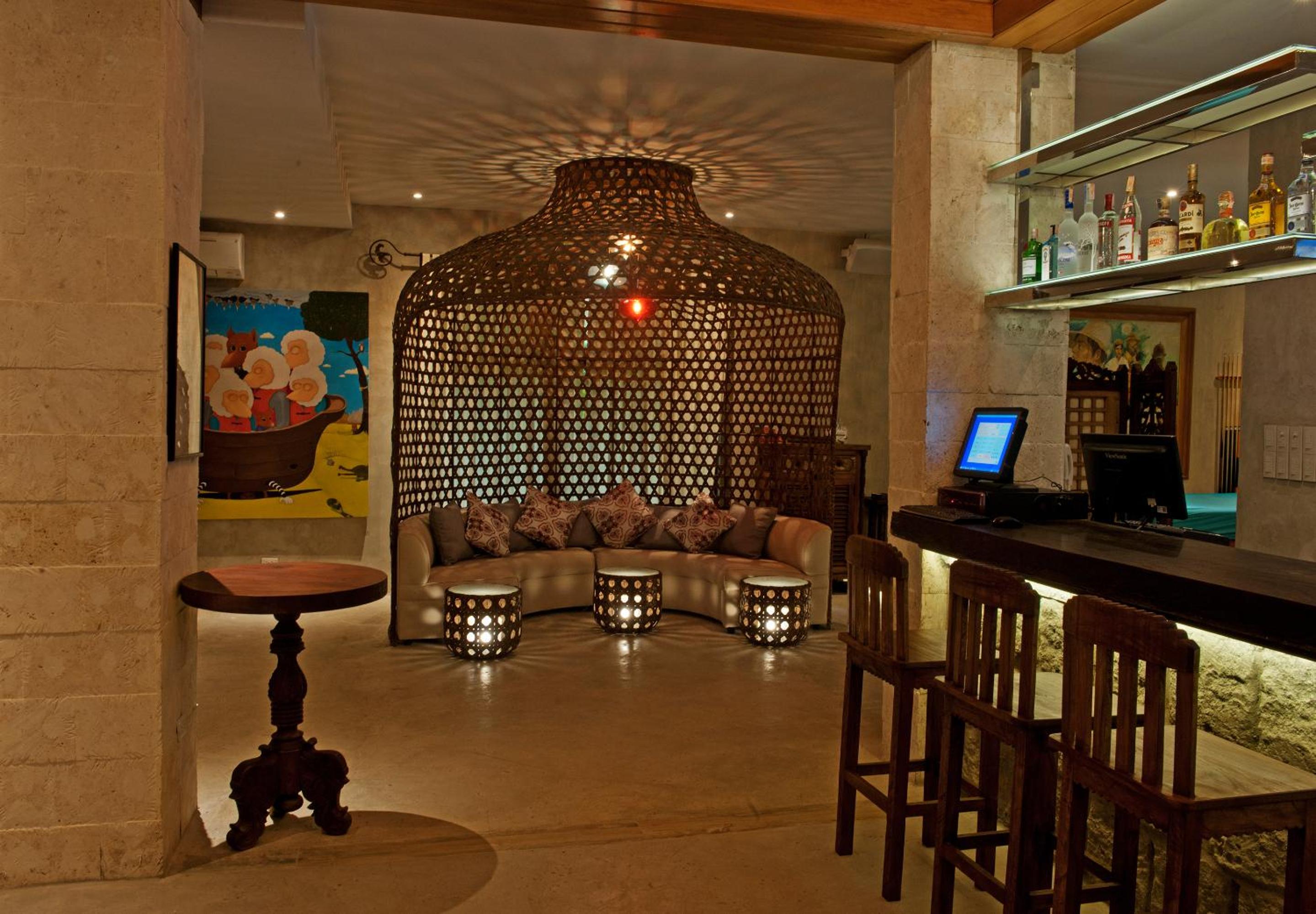 Costabella Tropical Beach Hotel
