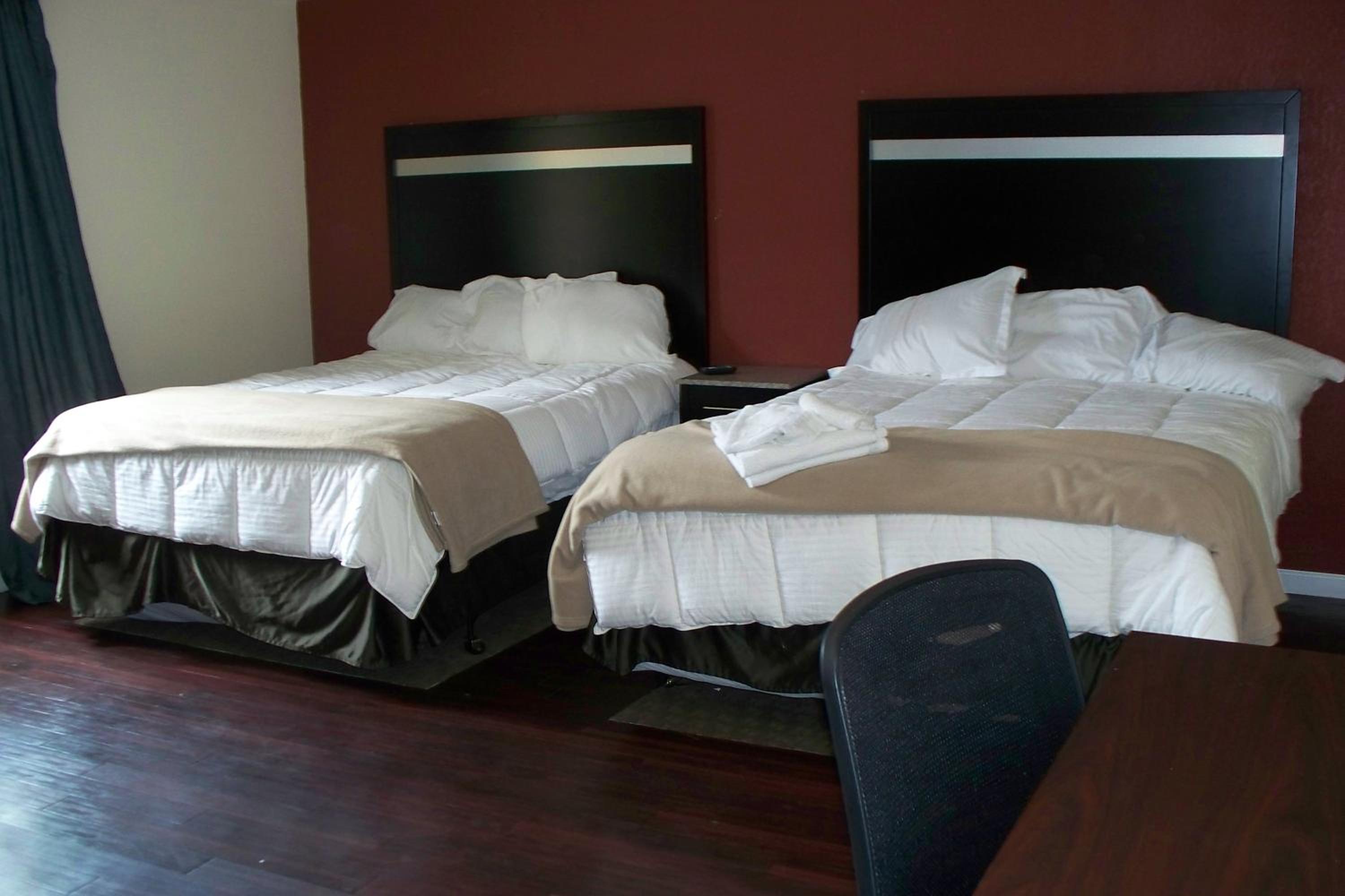 Budget Inn & Suites