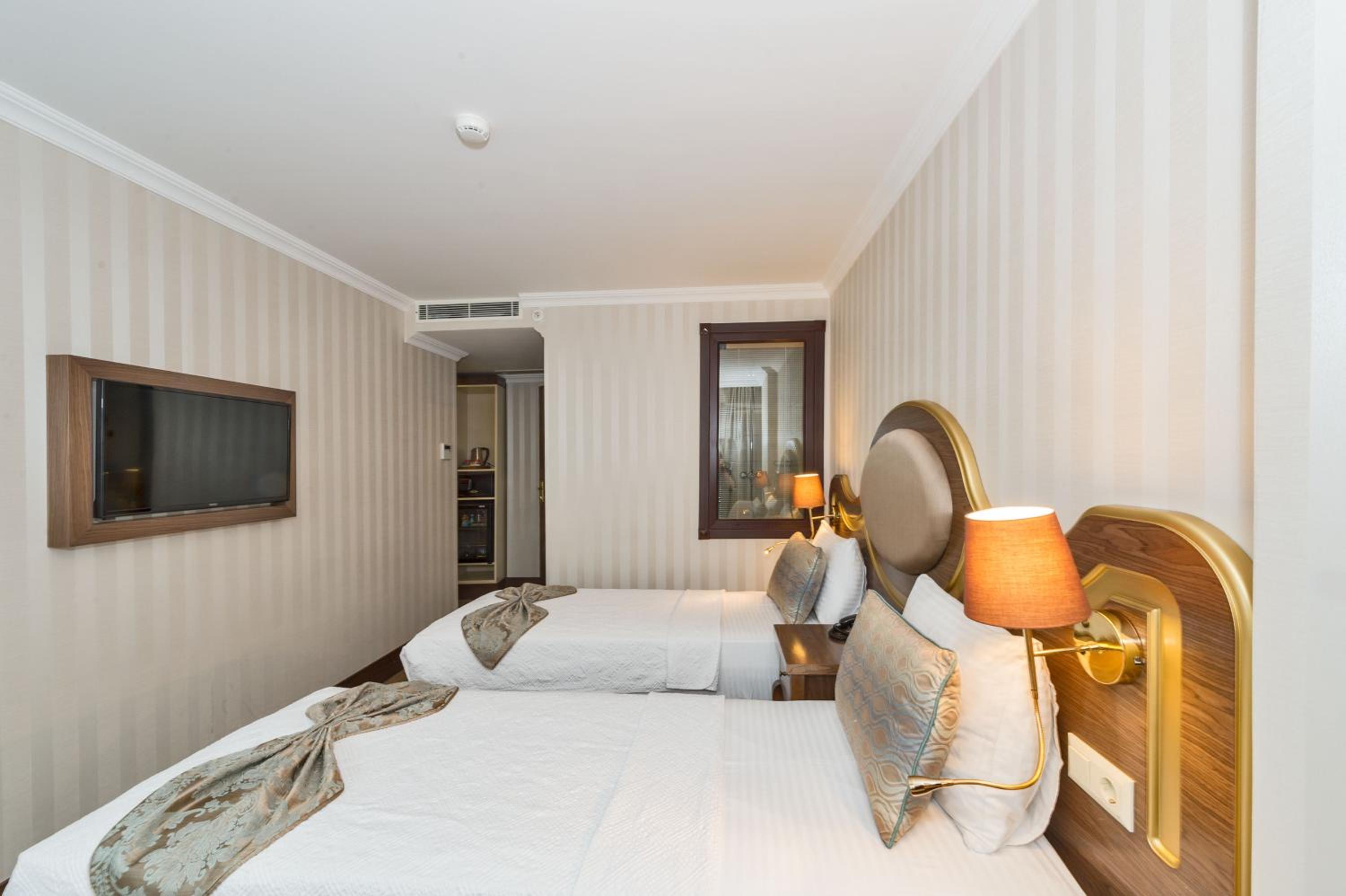 The Central Otel - Image 41