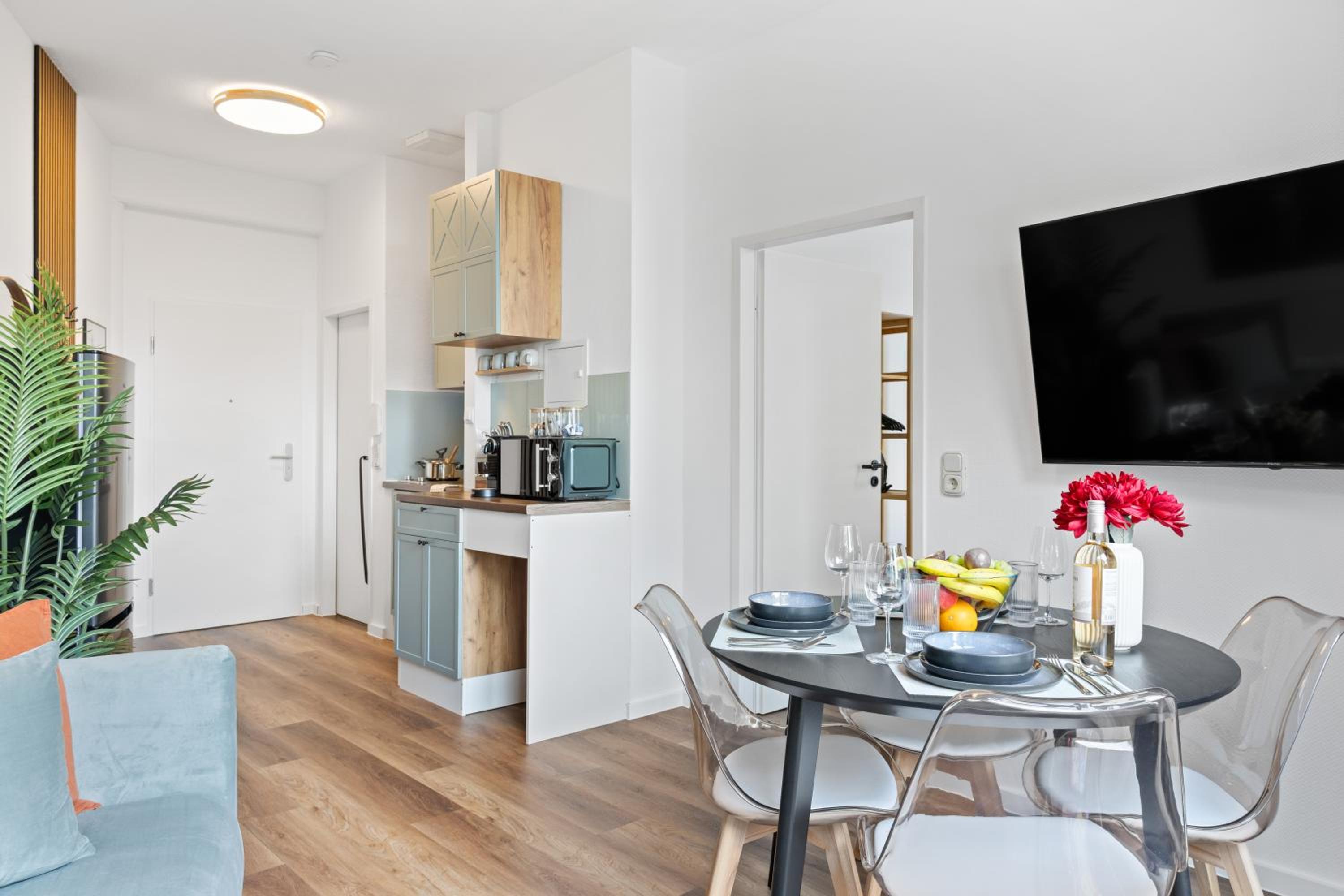 Penthouse Apartment - 10 min to Cologne & Parking